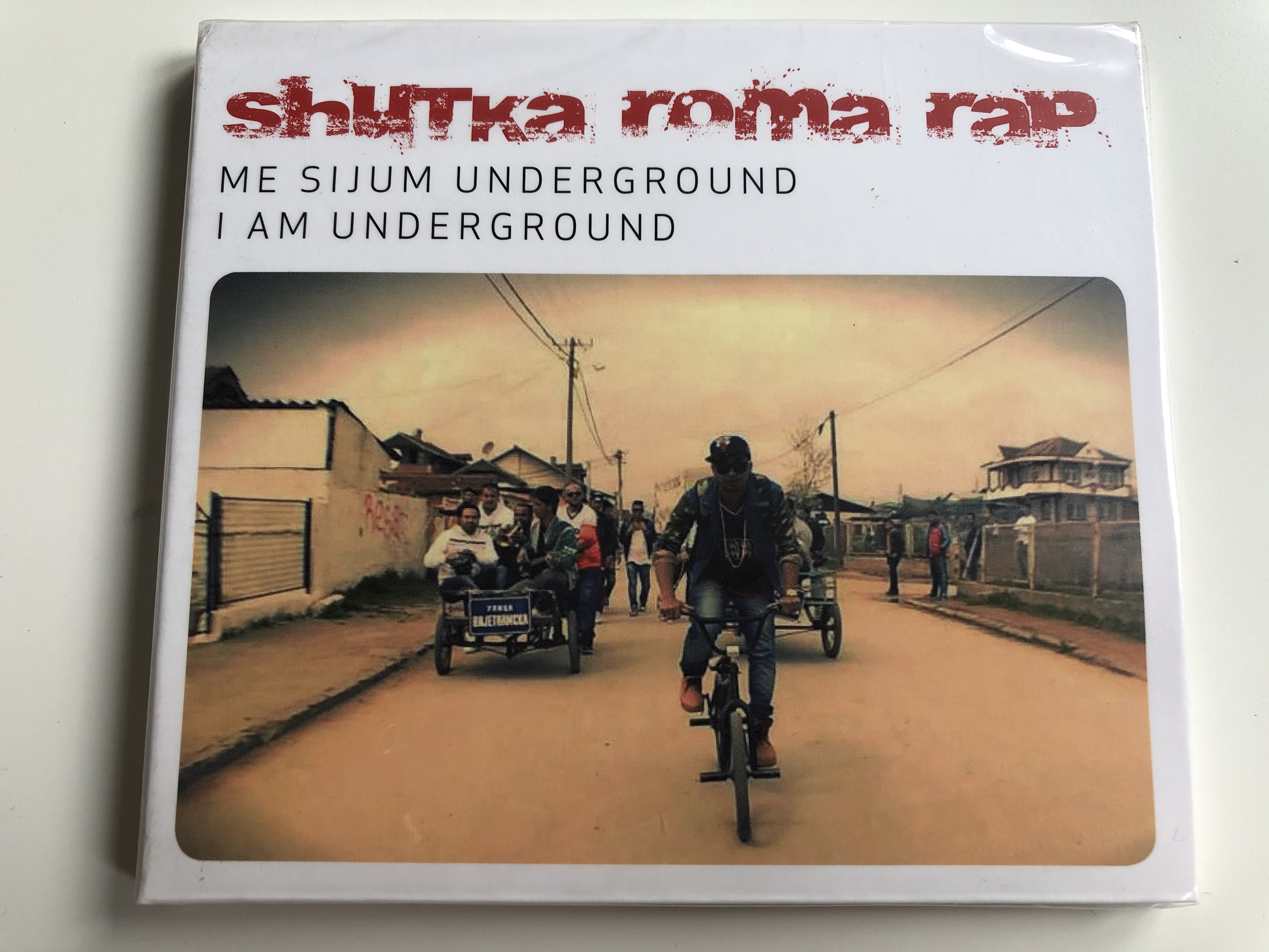 shutka-roma-rap-me-sijum-underground-i-am-underground-fon-records-audio-cd-2013-fa-286-2-1-.jpg
