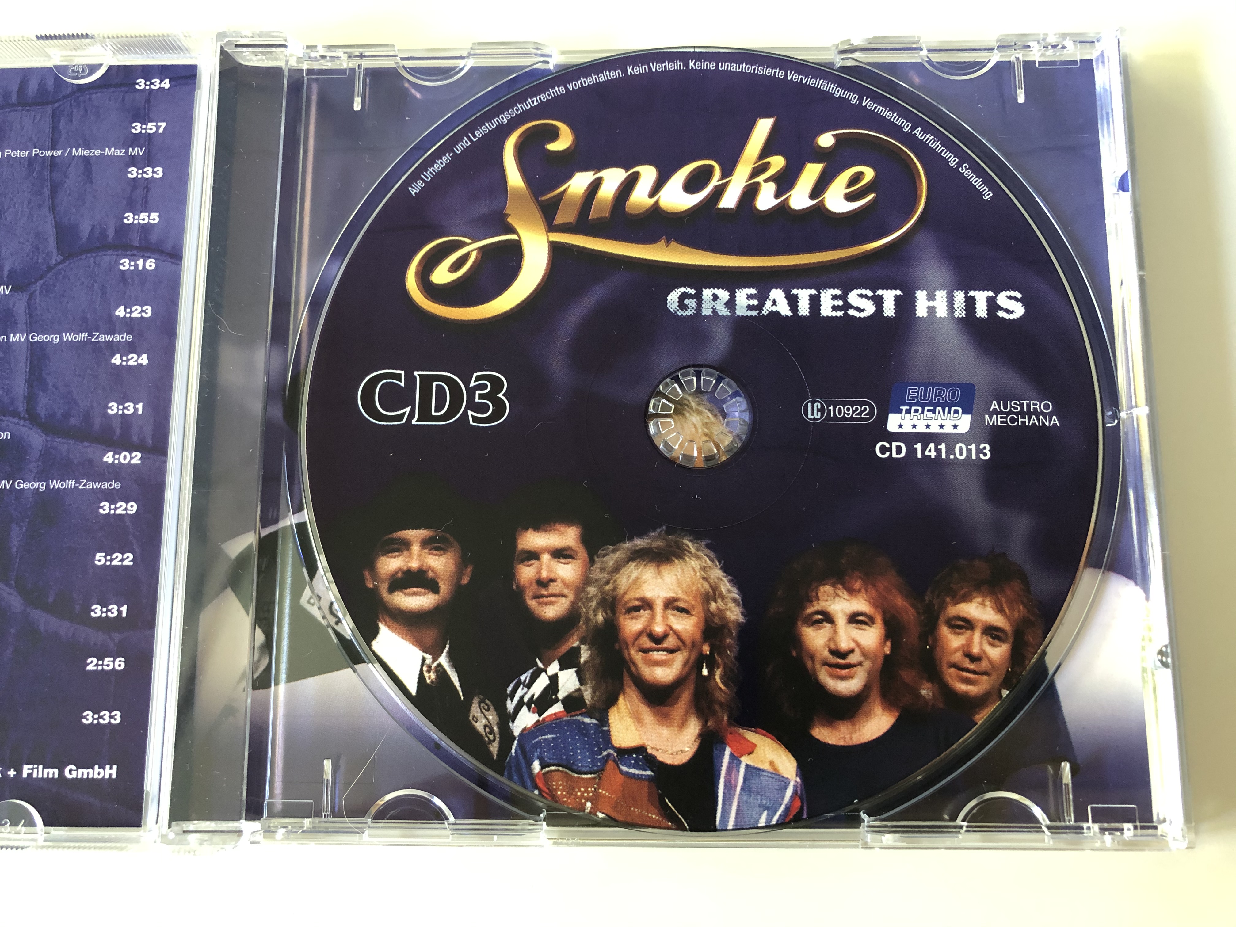 smokie-greatest-hits-cd-3-who-the-f-is-alice-don-t-play-that-game-with-me-you-re-so-different-tonight-bang-bang-surfin-a.m.o.-eurotrend-audio-cd-cd-141-3-.jpg