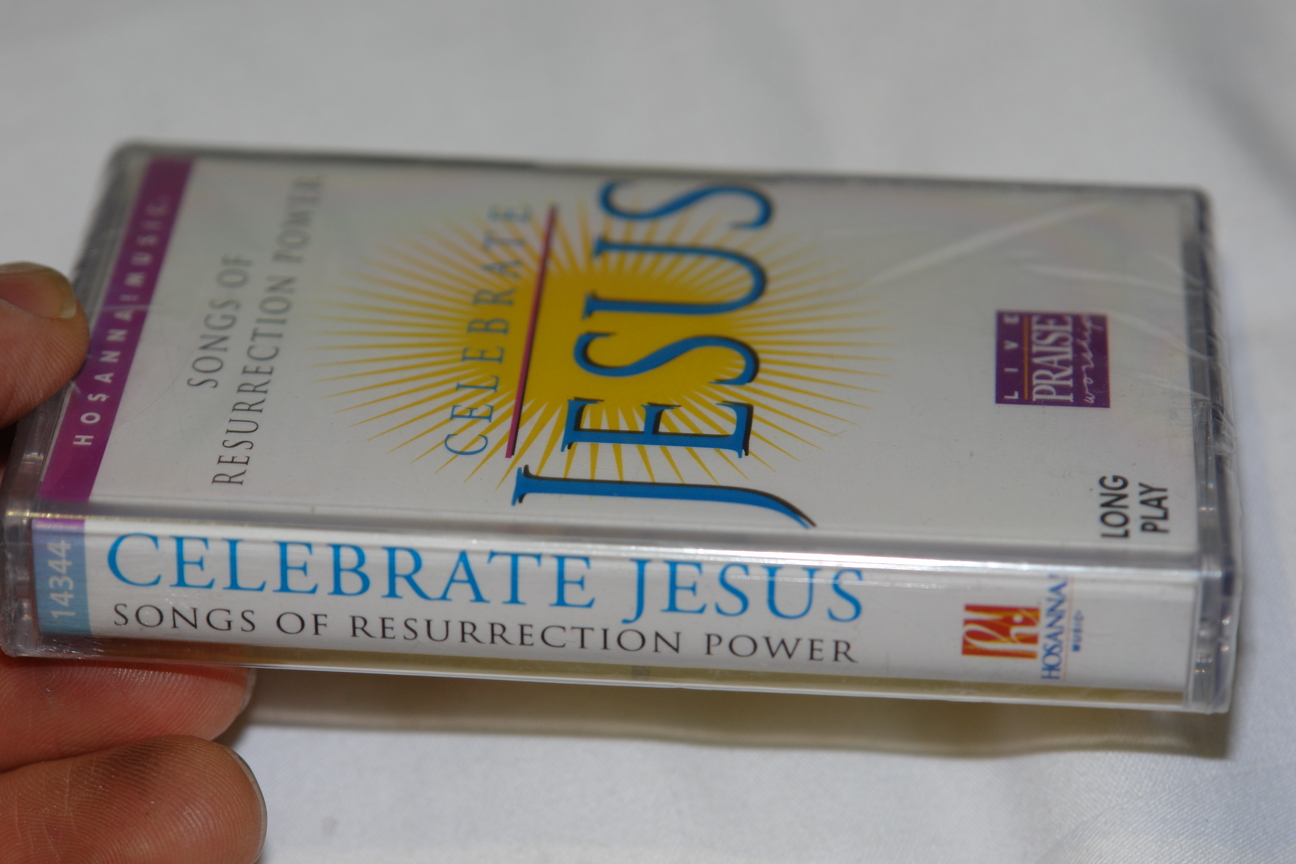 songs-of-resurrection-power-celebrate-jesus-live-praise-worship-hosanna-music-audio-cassette-14344-2-.jpg