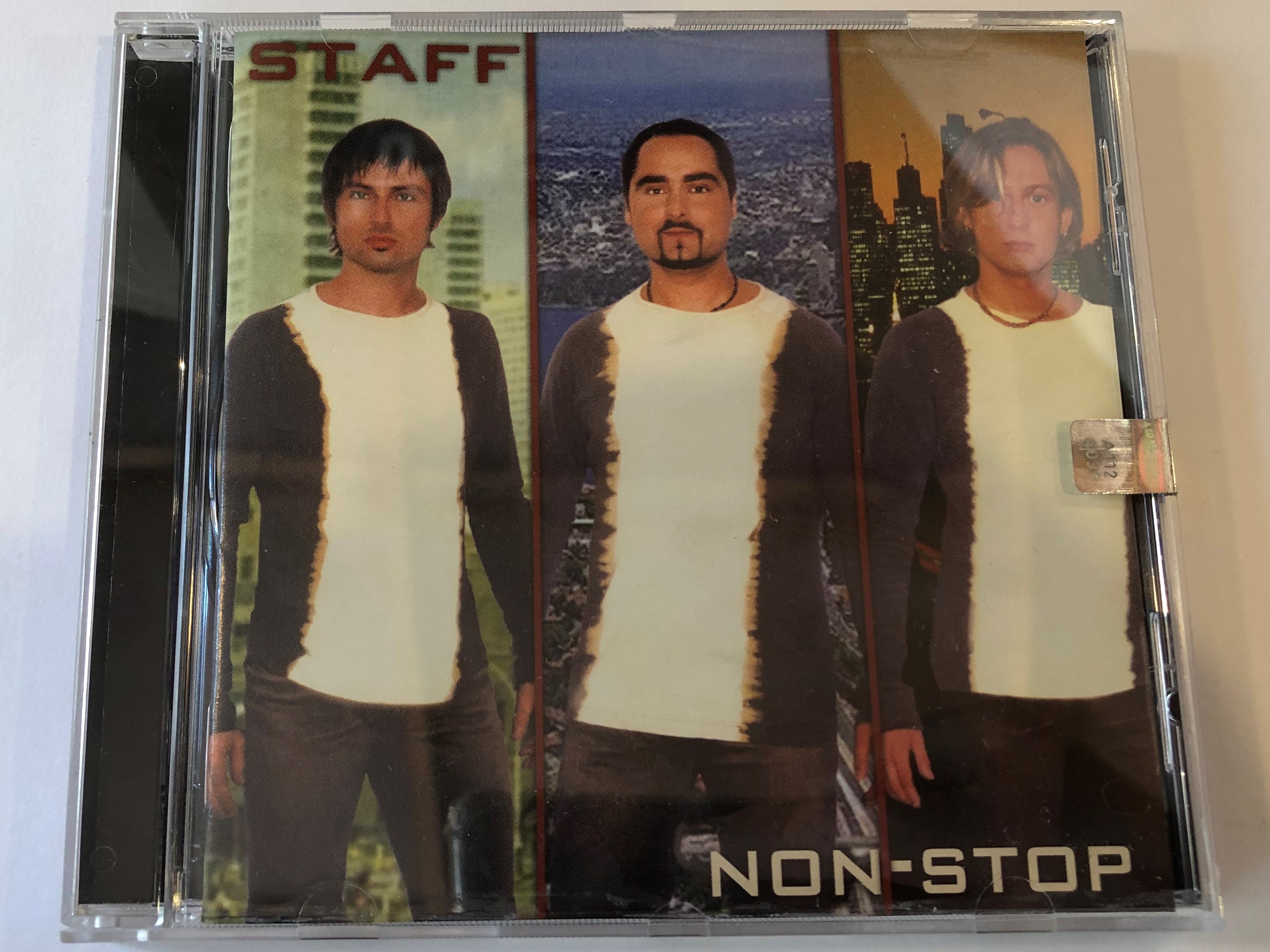 staff-non-stop-hungaroton-audio-cd-2001-hcd-71078-1-.jpg