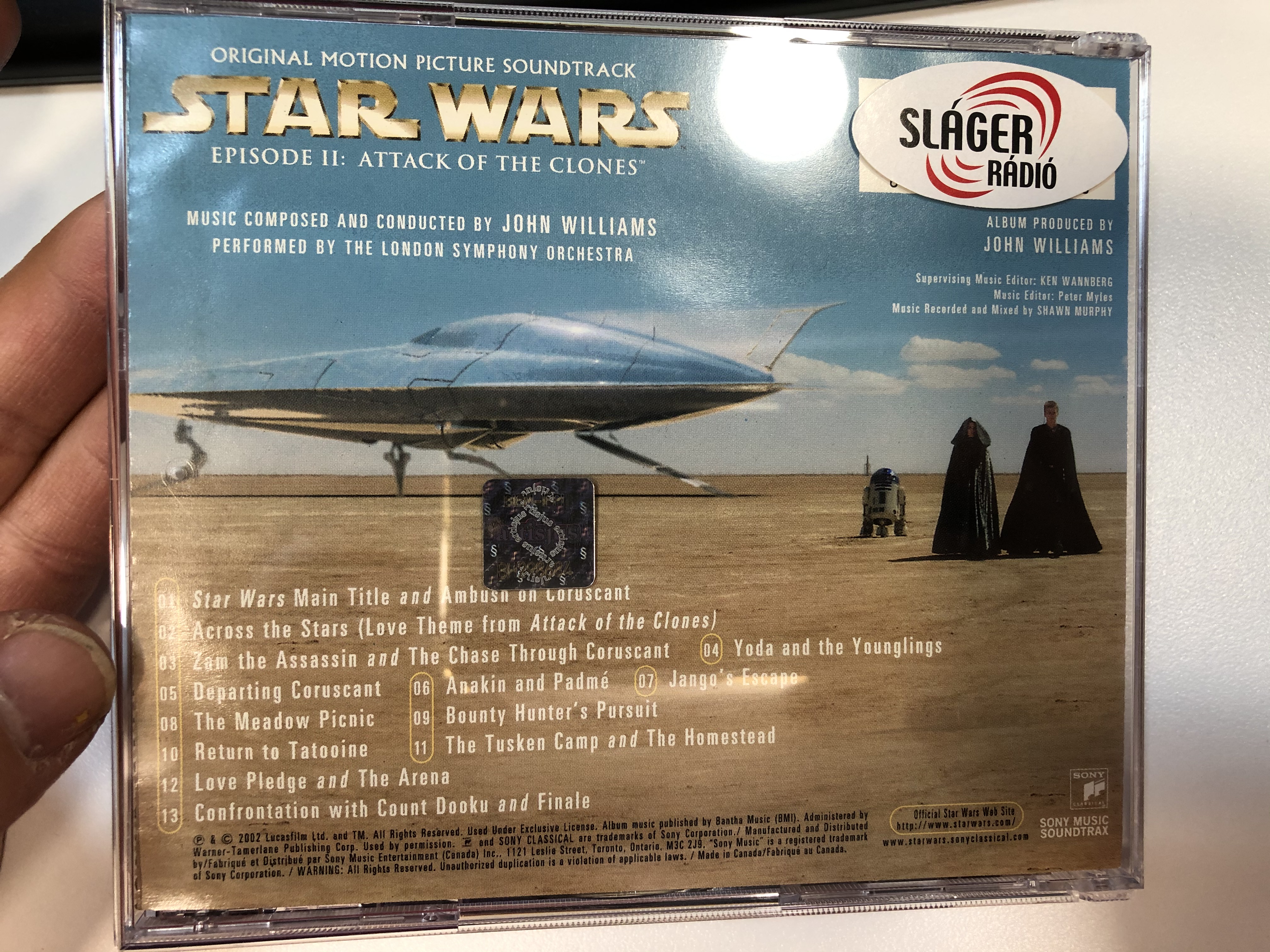 star-wars-episode-ii-attack-of-the-clones-original-motion-picture-soundtrack-music-composed-and-conducted-by-john-williams-sony-classical-audio-cd-2002-sk-89932-4-.jpg