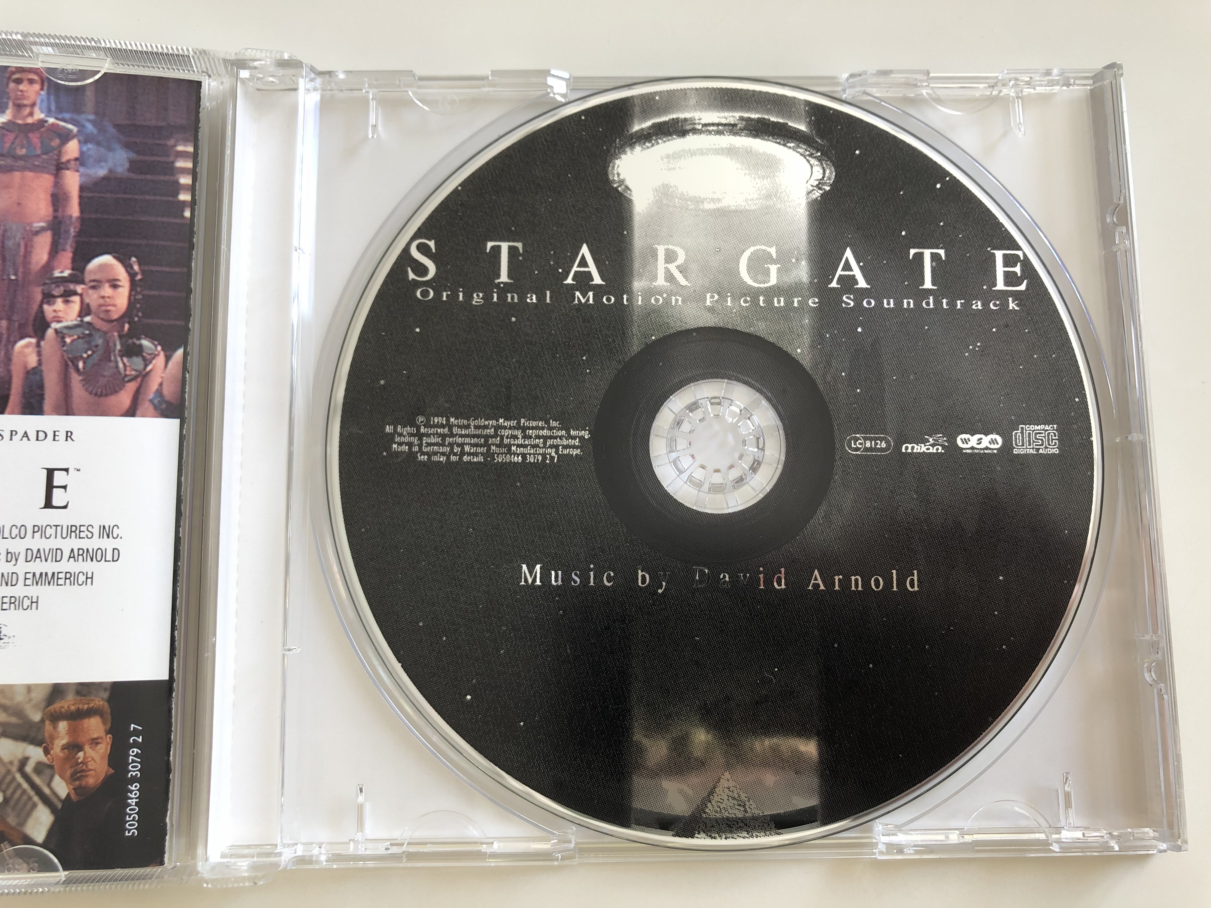 stargate-original-motion-picture-soundtrack-music-by-david-arnold-kurt-russel-james-spader-audio-cd-1994-3-.jpg