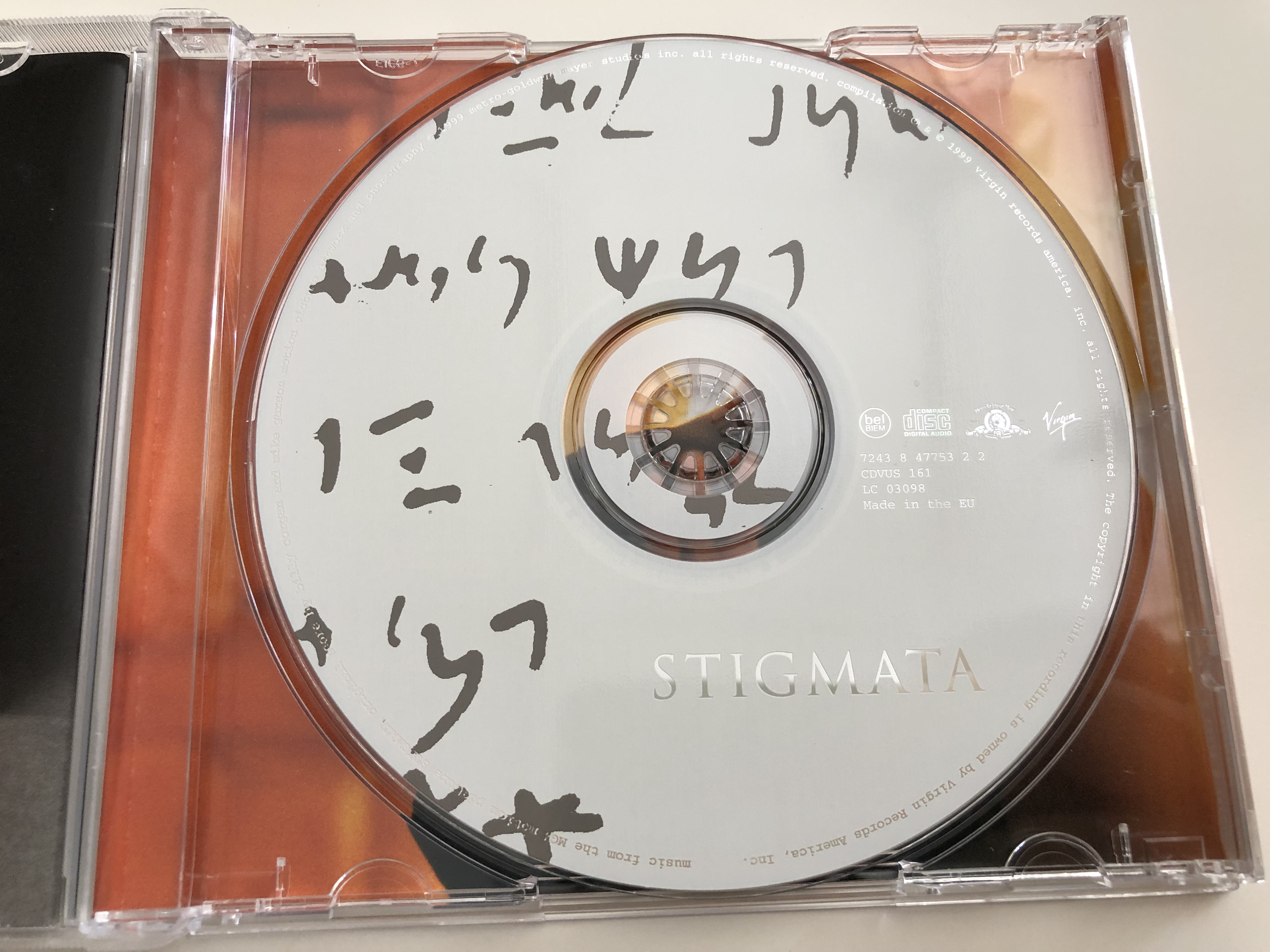 stigmata-ost-audio-cd-music-from-the-mgm-motion-picture-soundtrack-original-score-by-billy-corgan-and-mike-garson-cdvus-161-6-.jpg