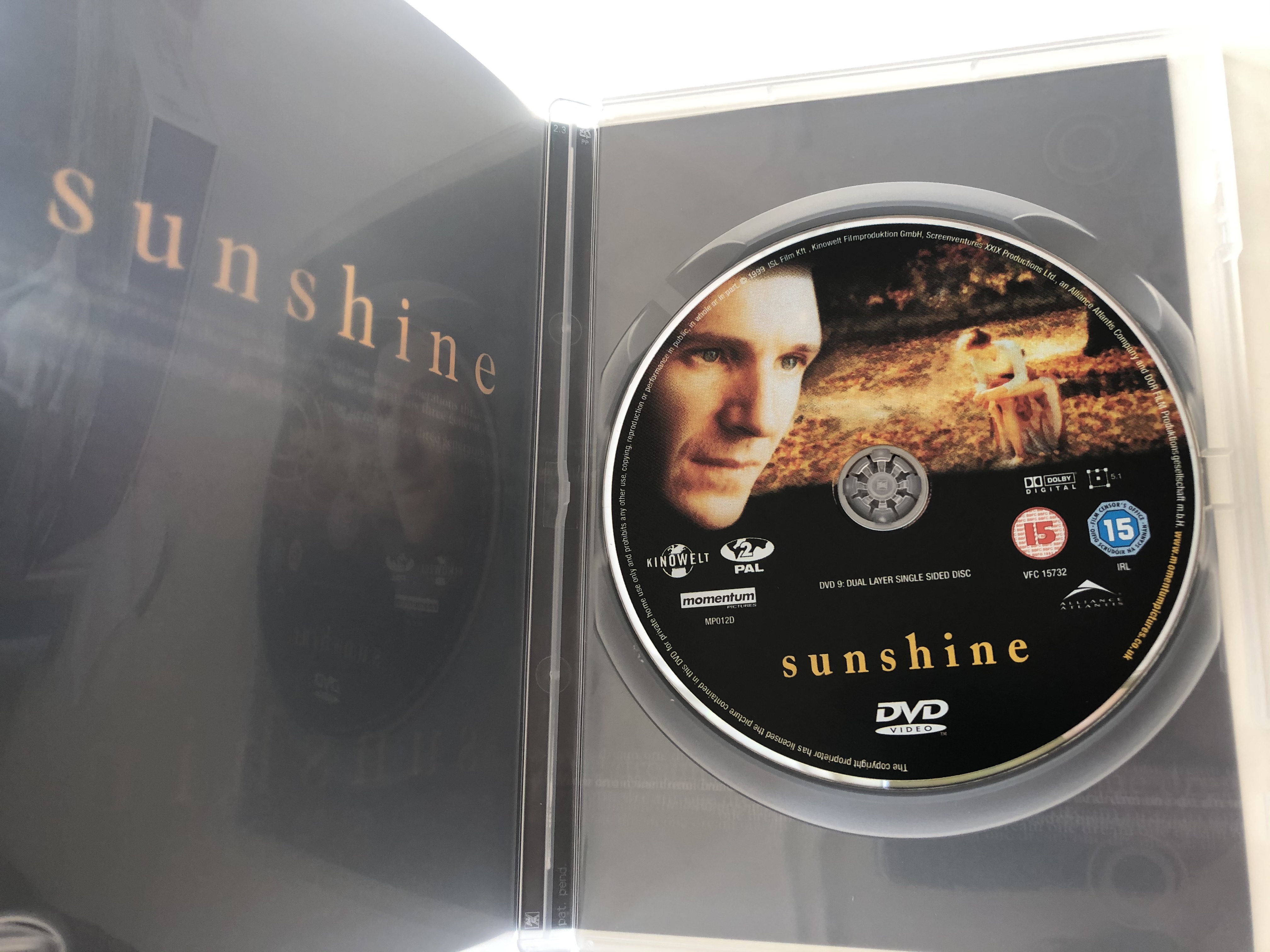 sunshine-dvd-1999-a-napf-ny-ze-2.jpg