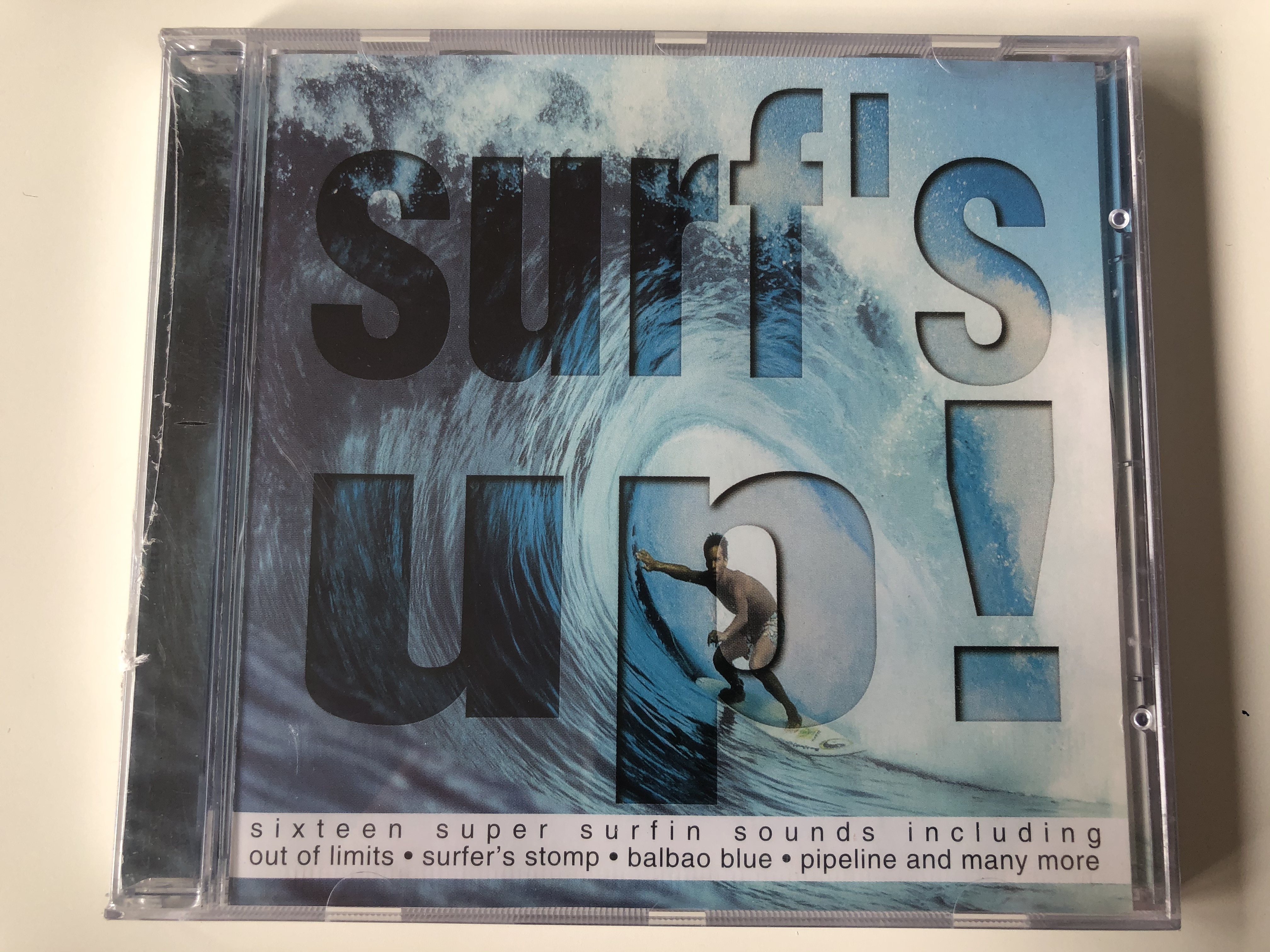 surfs-up-sixteen-super-surfin-sounds-including-out-of-limits-surfer-s-stomp-balbao-blue-pipeline-and-many-more-going-for-a-song-audio-cd-5033107110322-1-.jpg