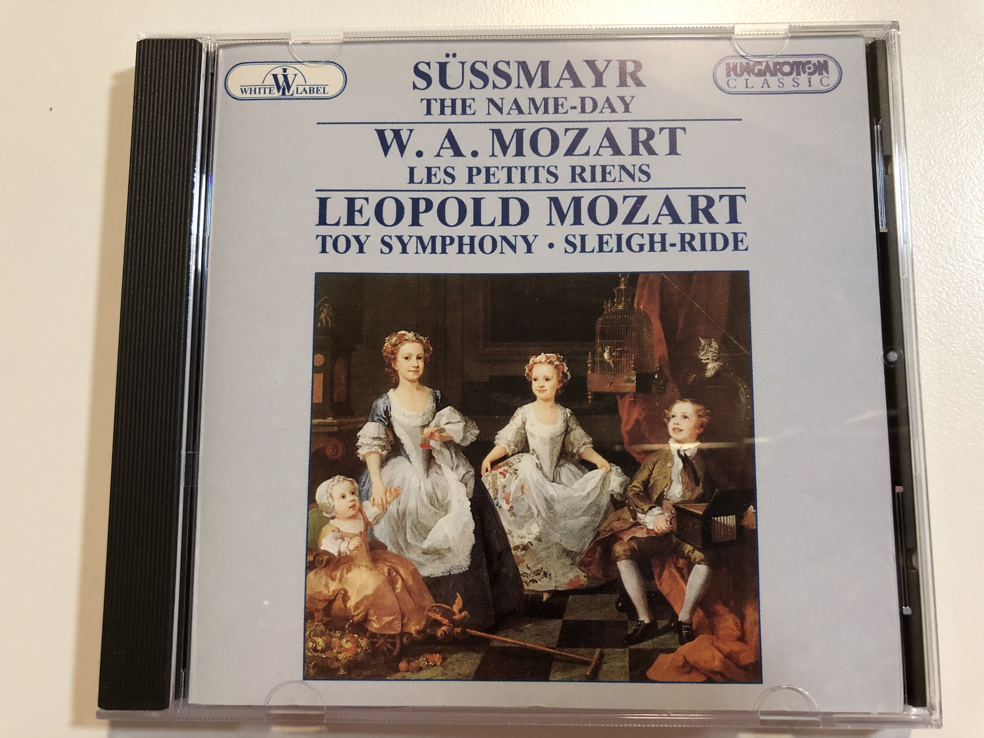 sussmayr-the-name-day-w.a.-mozart-les-petits-riens-leopold-mozart-toy-symphony-sleigh-rise-hungaroton-classic-audio-cd-1994-hrc-066-1-.jpg