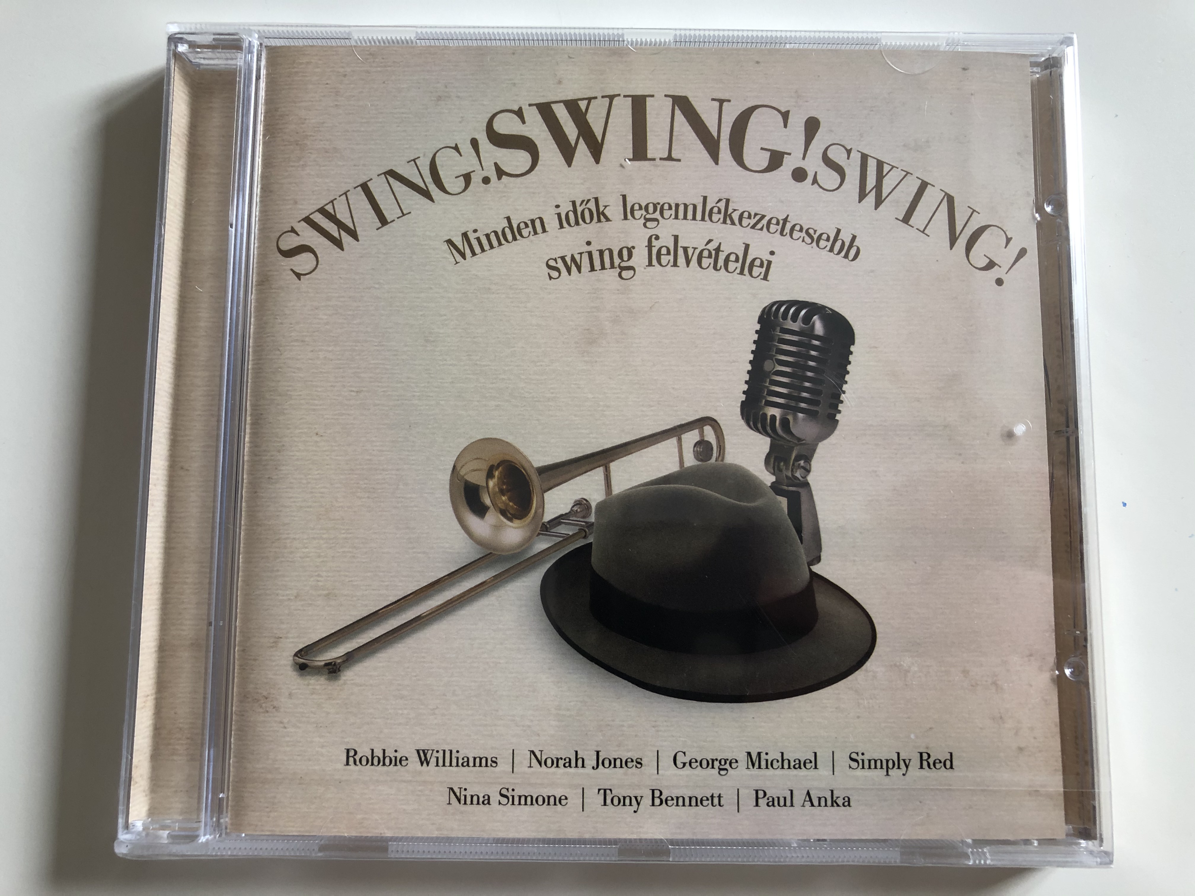 swing-swing-swing-minden-idok-legemlekezetesebb-swing-felvetelei-robbie-williams-norah-jones-george-michael-simply-red-nina-simone-tony-bennett-paul-anka-sony-music-audio-cd-2009-8869-1-.jpg