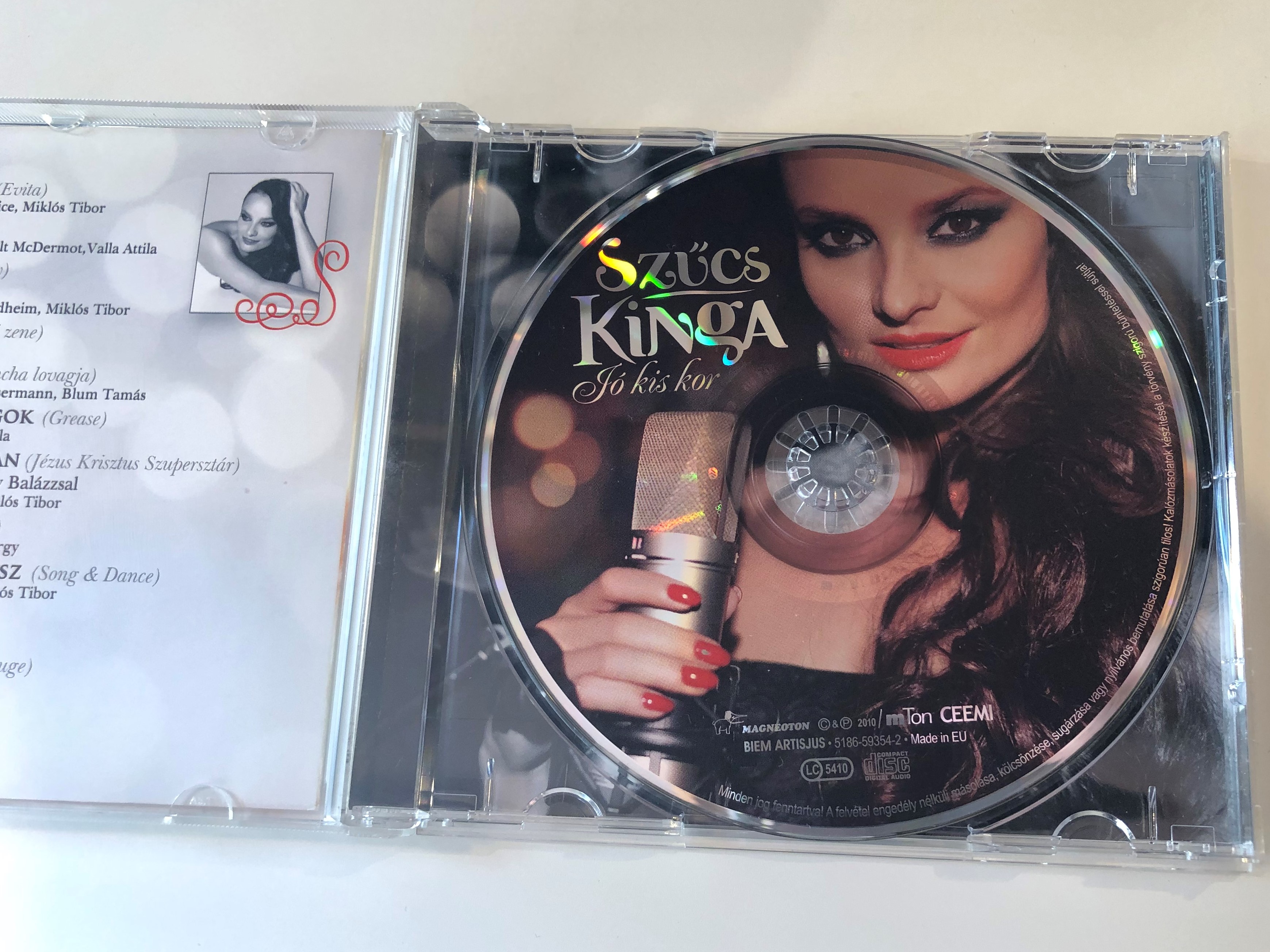 sz-cs-kinga-j-kis-kor-magneoton-audio-cd-2010-5186-59354-2-3-.jpg