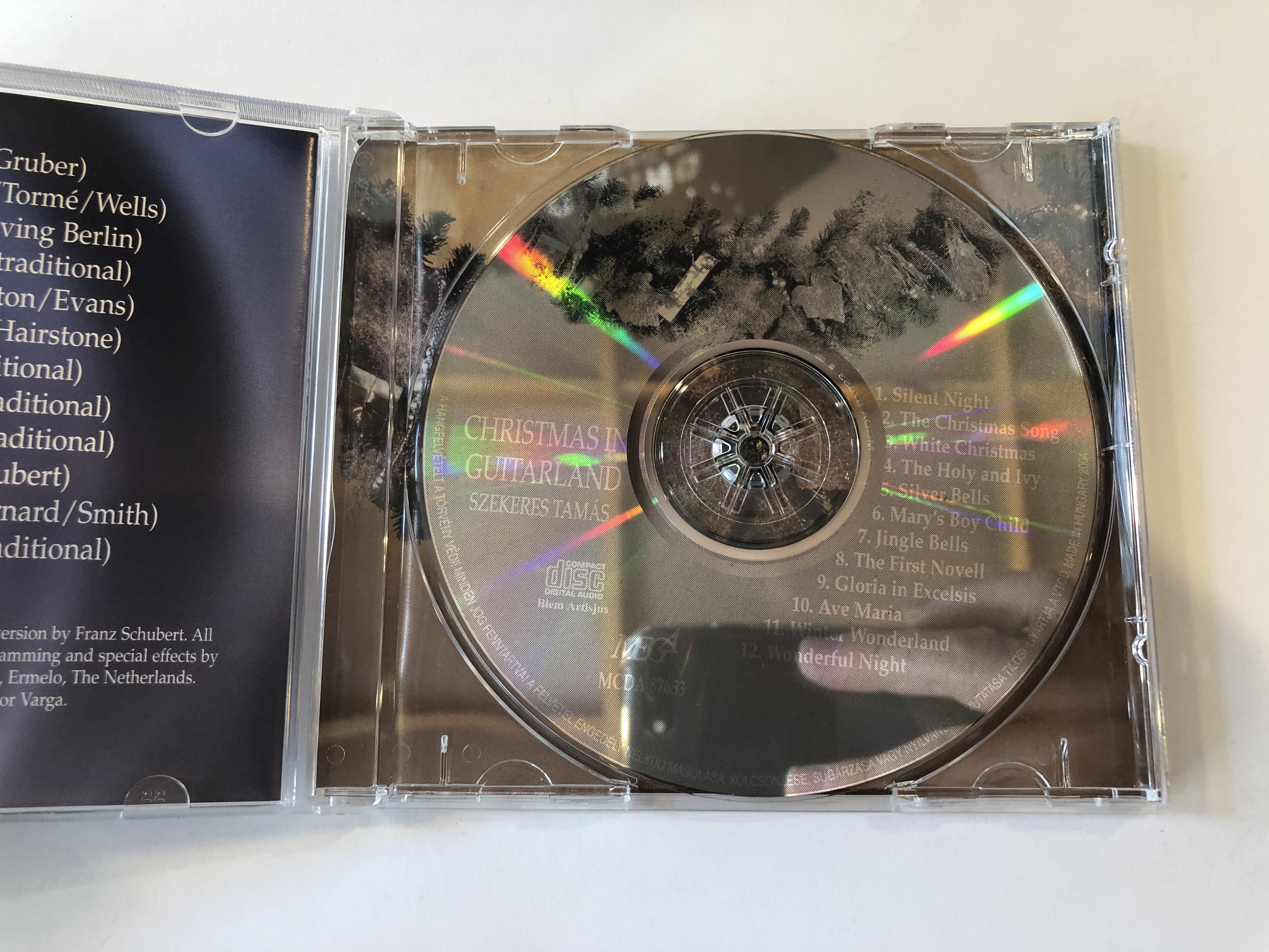 szekeres-tam-s-christmas-in-guitarland-mega-audio-cd-2001-mcda-87653-2-.jpg