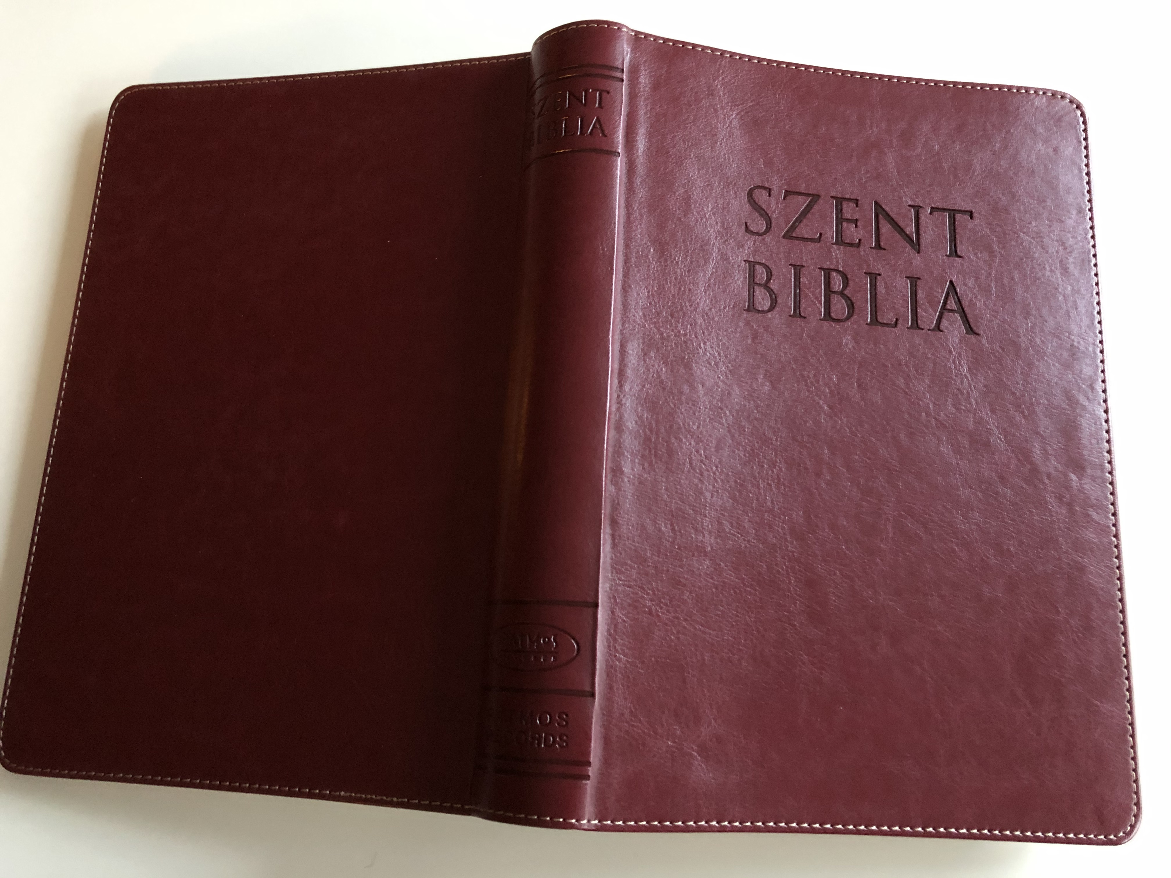 szent-biblia-hungarian-holy-bible-with-words-of-jesus-in-red-leather-bound-burgundy-cover-6-.jpg