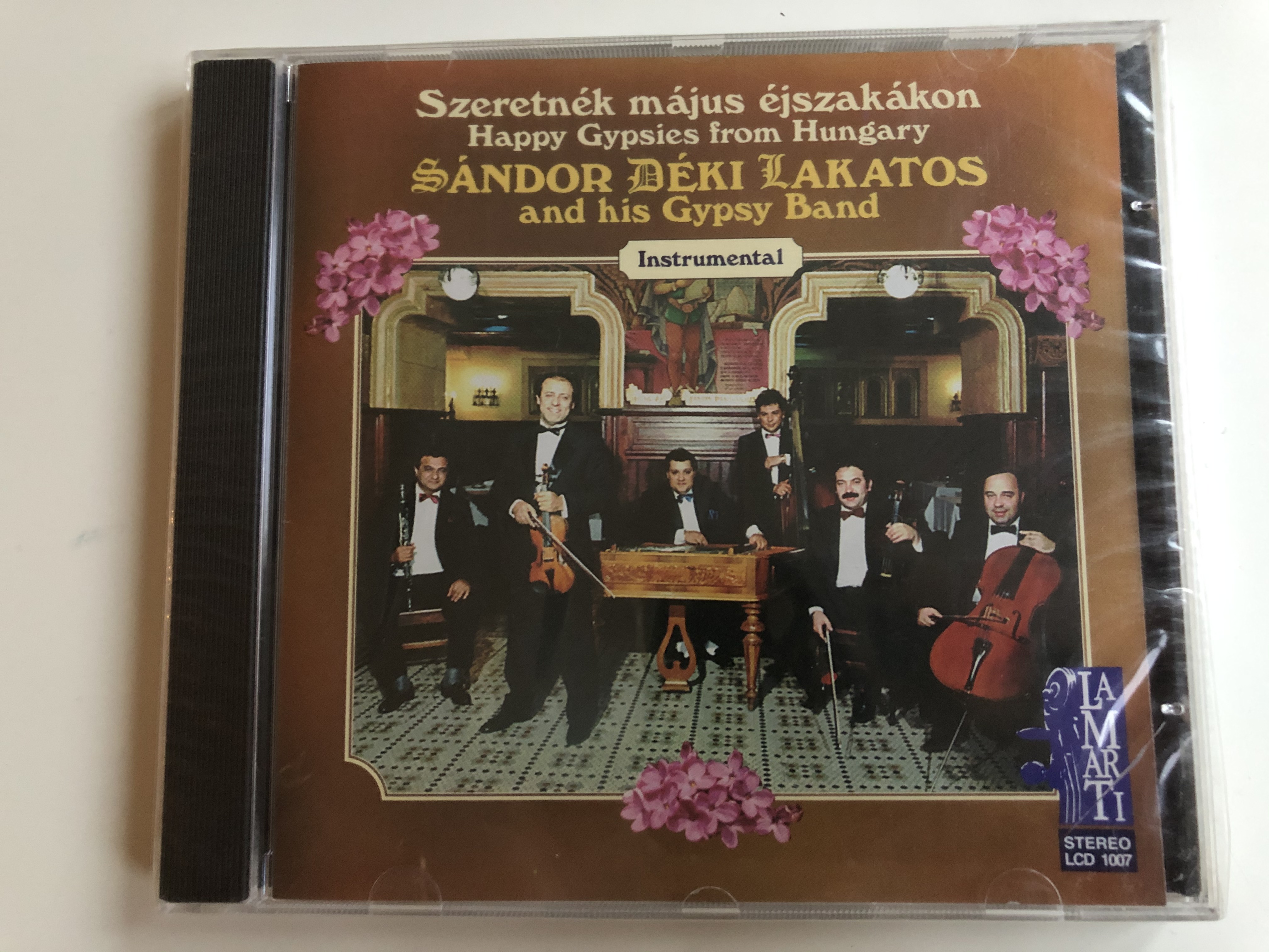 szeretn-k-m-jus-jszak-kon-happy-gypsies-from-hungary-s-ndor-d-ki-lakatos-and-his-gipsy-band-instrumental-lamarti-audio-cd-1997-stereo-lcd-1007-1-.jpg