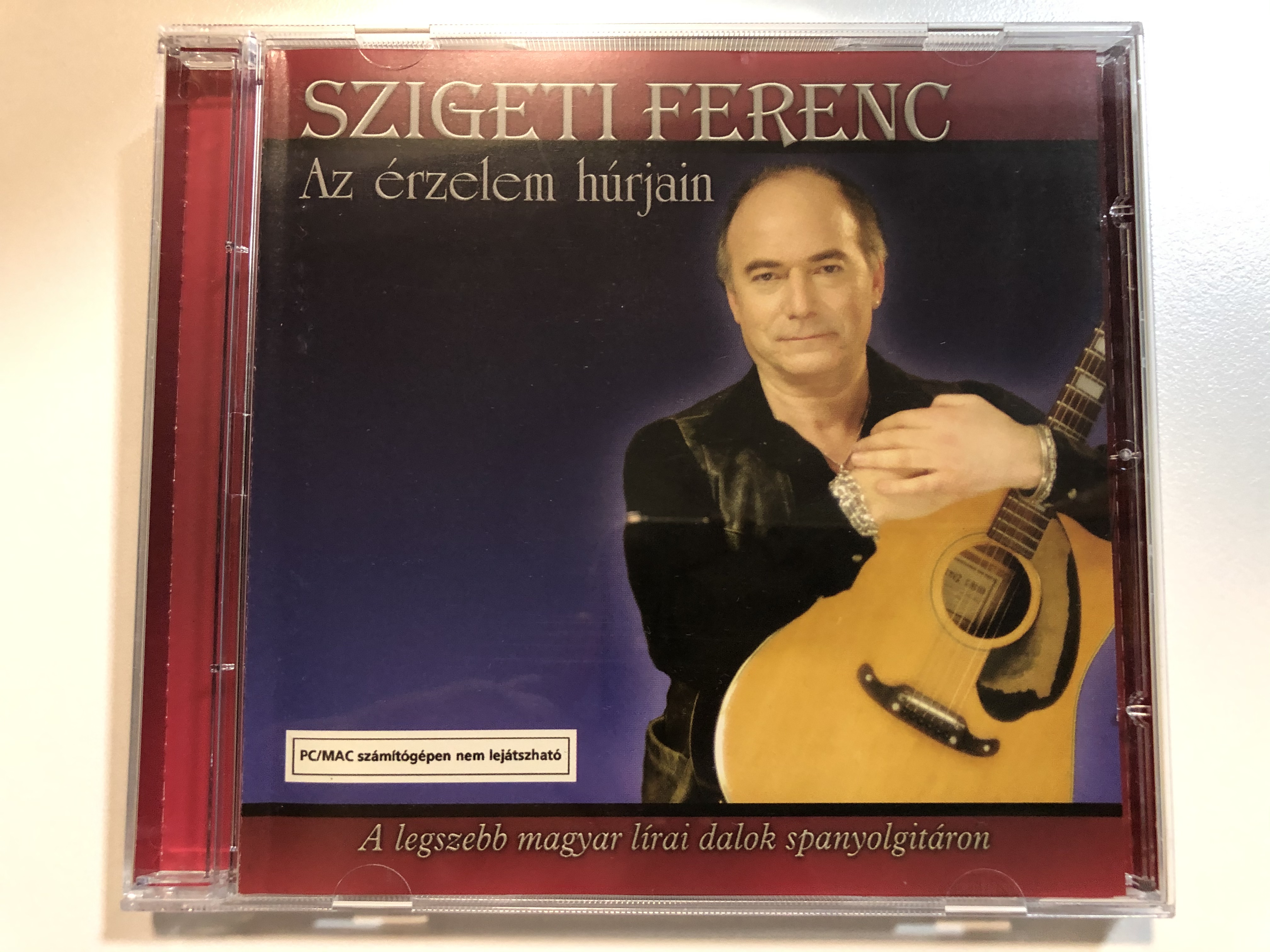 szigeti-ferenc-az-rzelem-h-rjain-a-legszebb-magyar-lirai-dalok-spanyolgitaron-columbia-audio-cd-2002-col-507861-2-1-.jpg