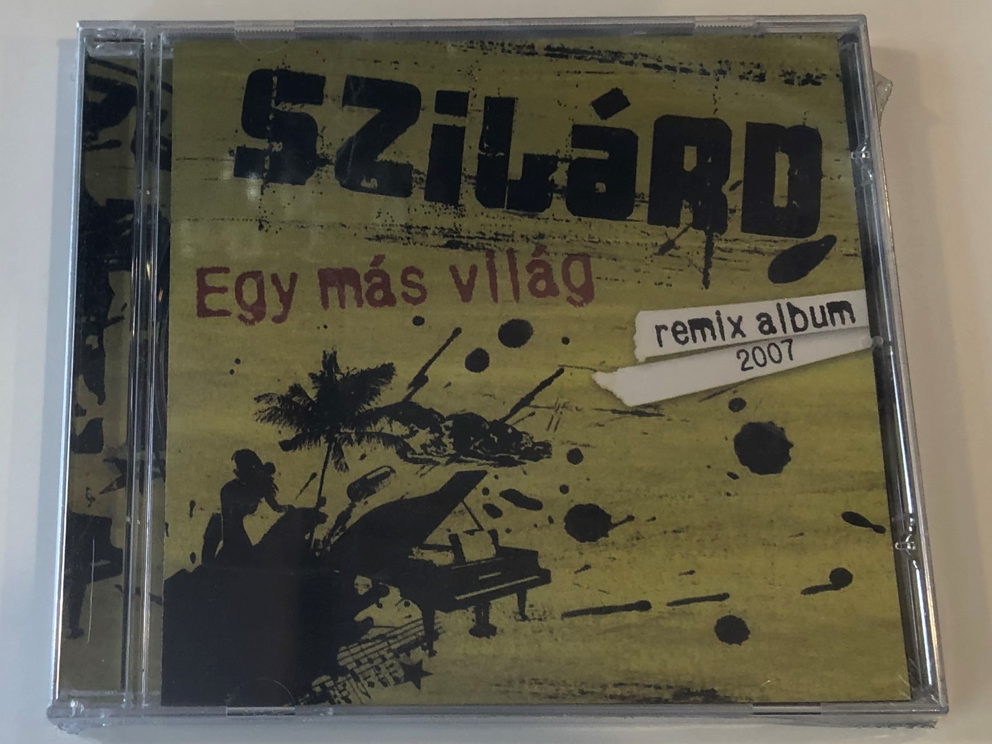 szil-rd-egy-m-s-vil-g-remix-album-2007-magneoton-audio-cd-2007-5144-24896-2-1-.jpg