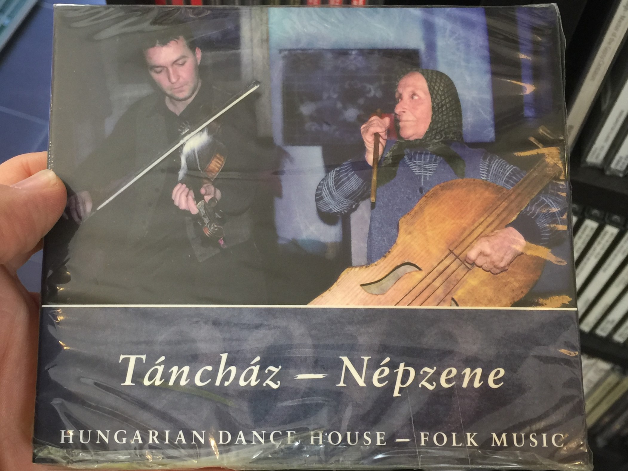 t-nch-z-n-pzene-2013-hungarian-dance-house-folk-music-hagyom-nyok-h-za-audio-cd-2013-5999882041551-1-.jpg