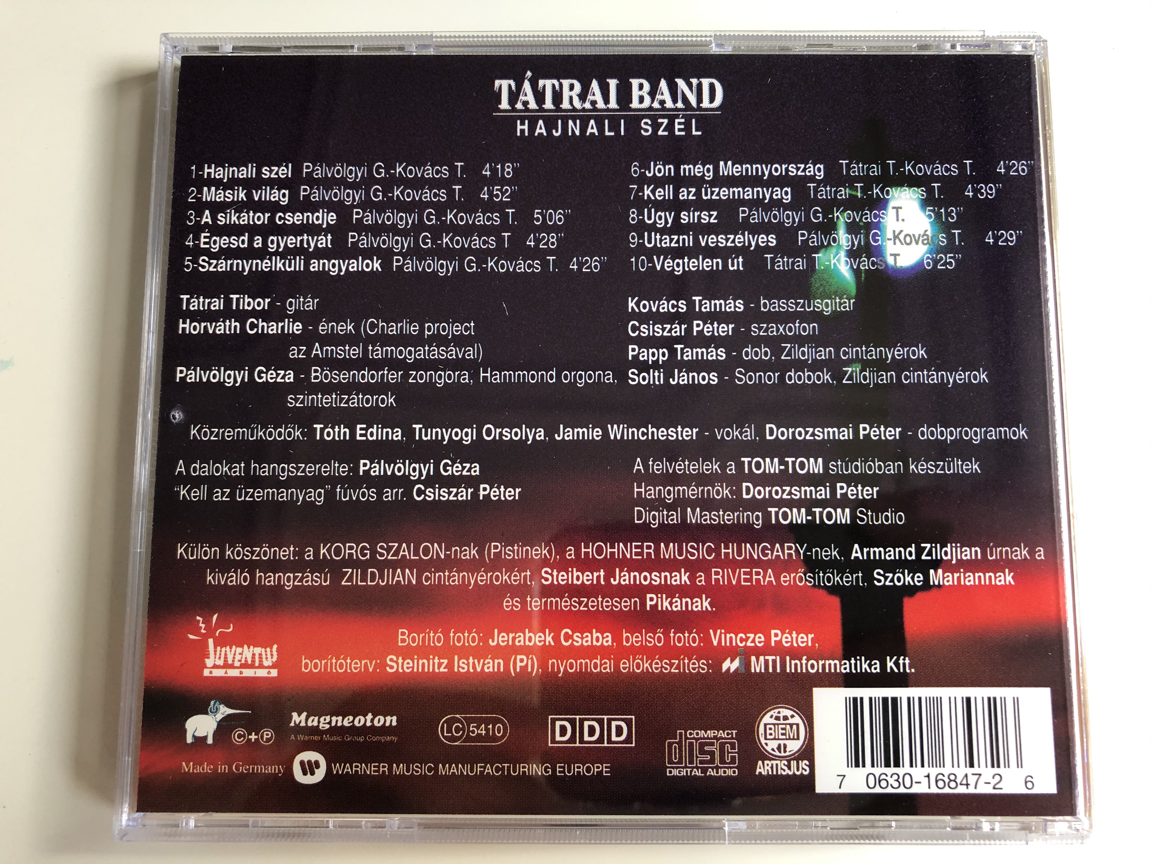 t-trai-band-hajnali-sz-l-magneoton-audio-cd-0630-16847-2-8-.jpg