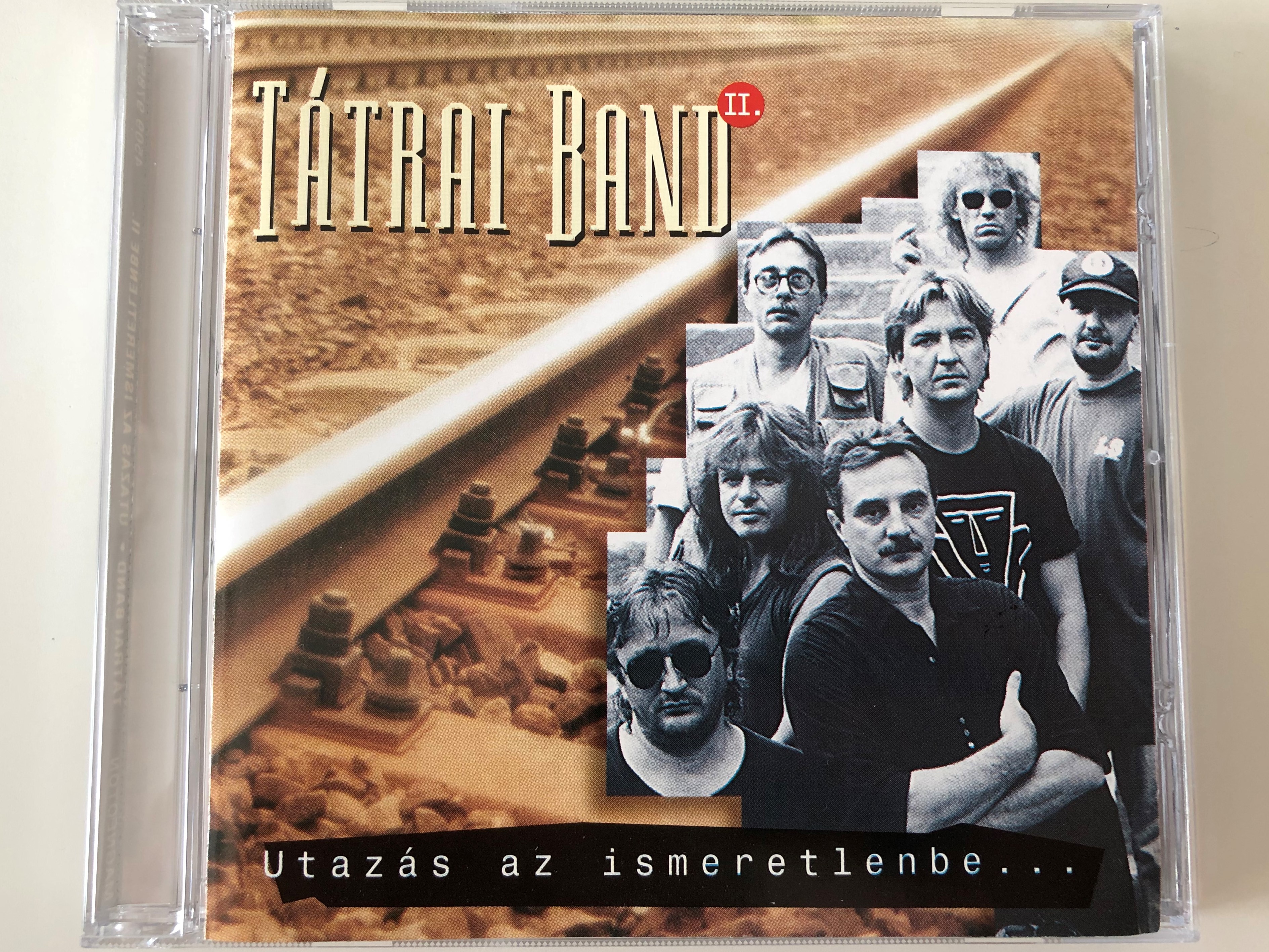 t-trai-band-utaz-s-az-ismeretlenbe...-ii.-magneoton-audio-cd-1994-4509-978572-1-.jpg