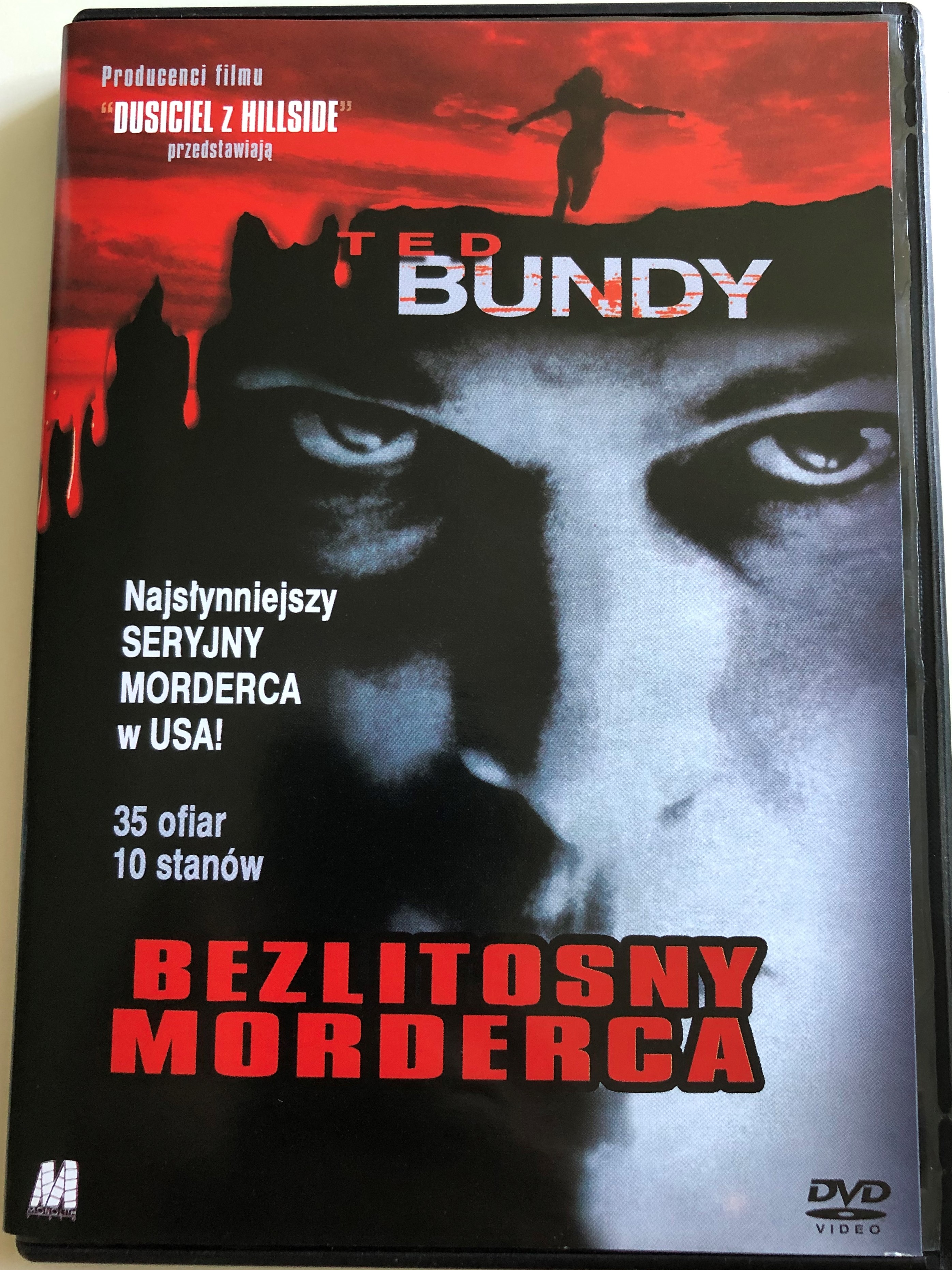 ted-bundy-dvd-2002-bezlitosny-morderca-directed-by-matthew-bright-starring-michael-reilly-burke-boti-ann-bliss-alexa-jago-tom-savini-najslynniejszy-seryjny-morderca-w-usa-1-.jpg
