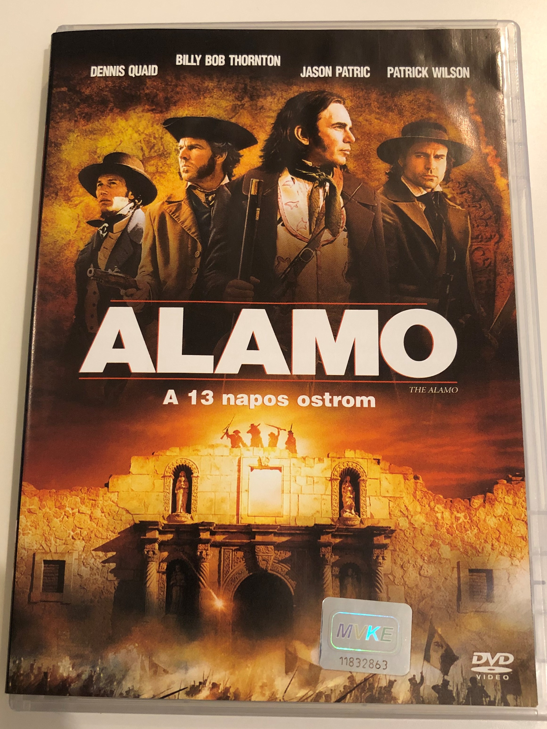the-alamo-dvd-2004-alamo-a-13-napos-ostrom-1.jpg