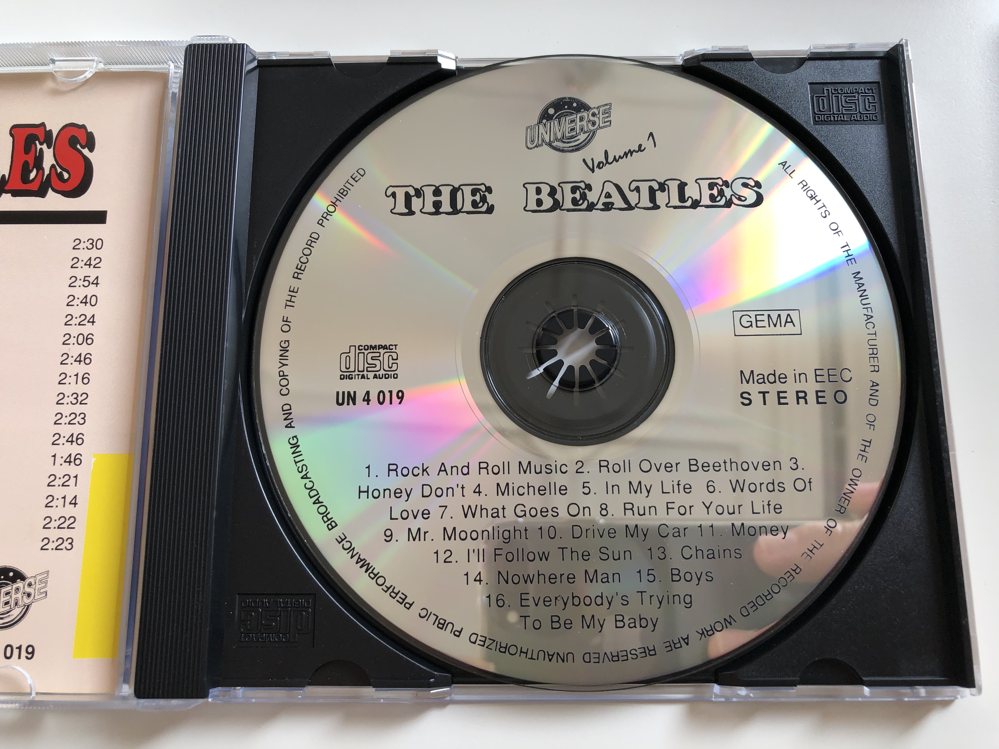 the-beatles-universe-3x-audio-cd-un-33-007-8-.jpg
