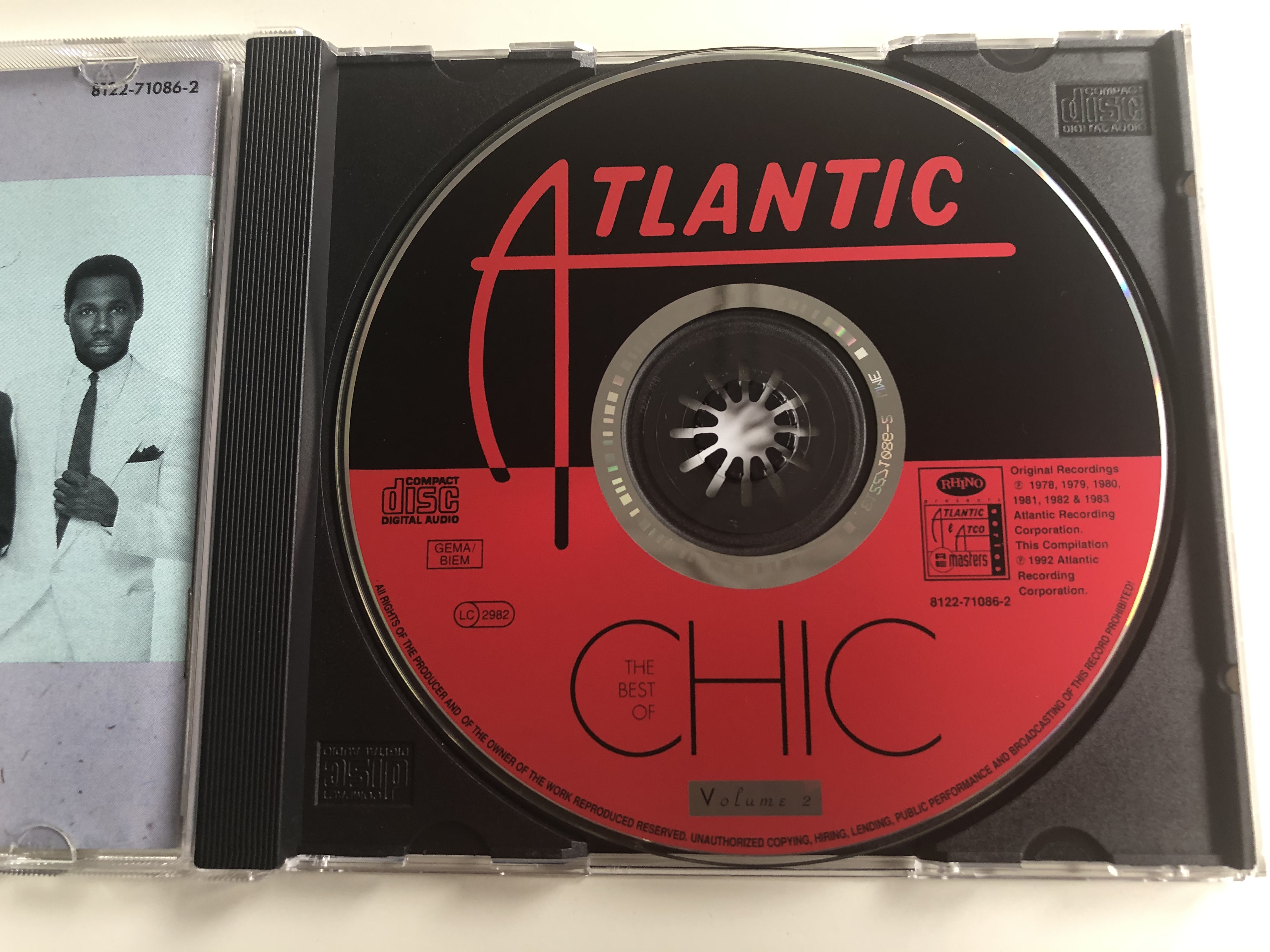 the-best-of-chic-volume-2-rhino-records-audio-cd-1992-8122-71086-2-6-.jpg