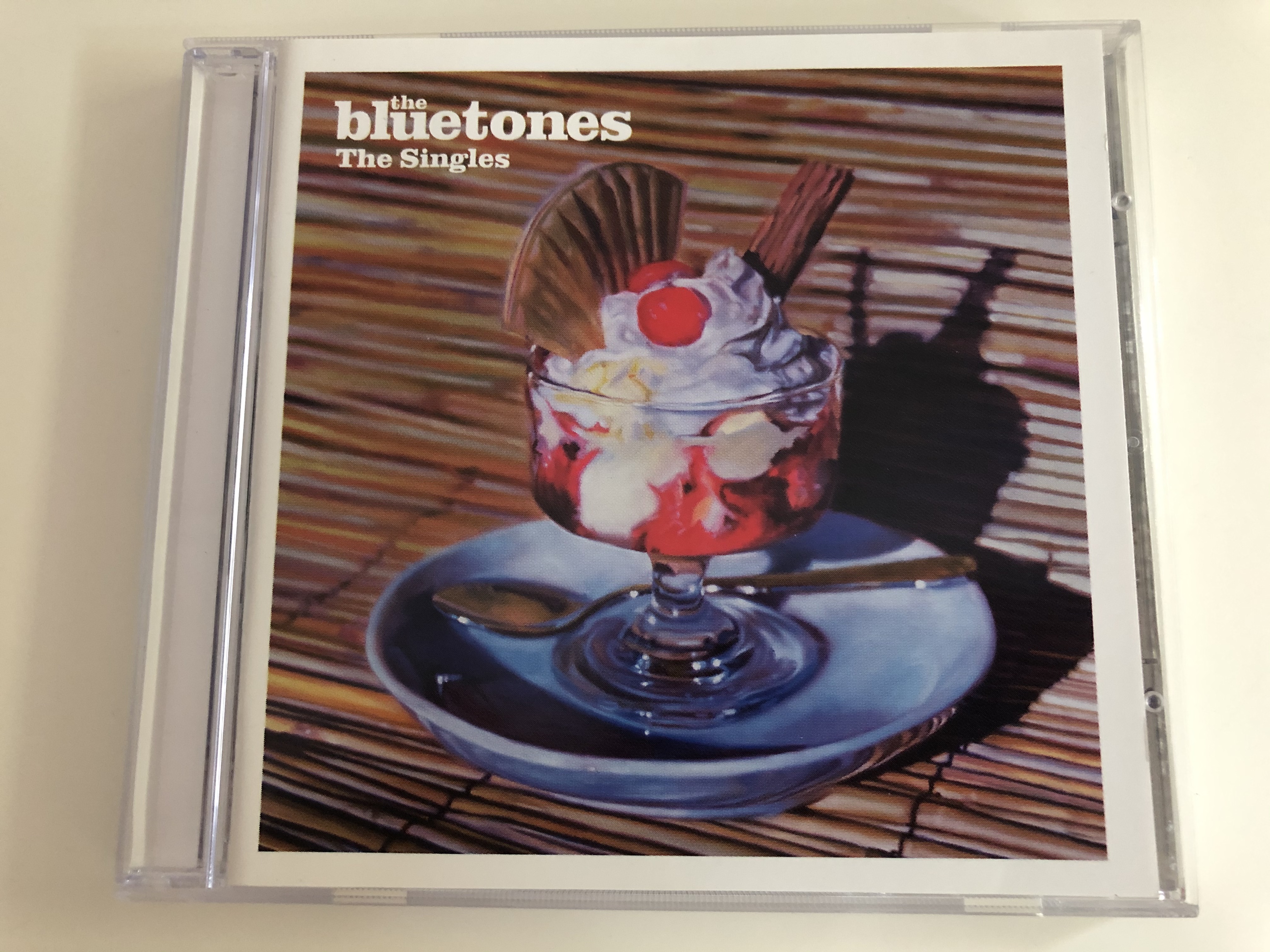 the-bluetones-the-singles-a-m-records-audio-cd-2002-568-811-2-1-.jpg