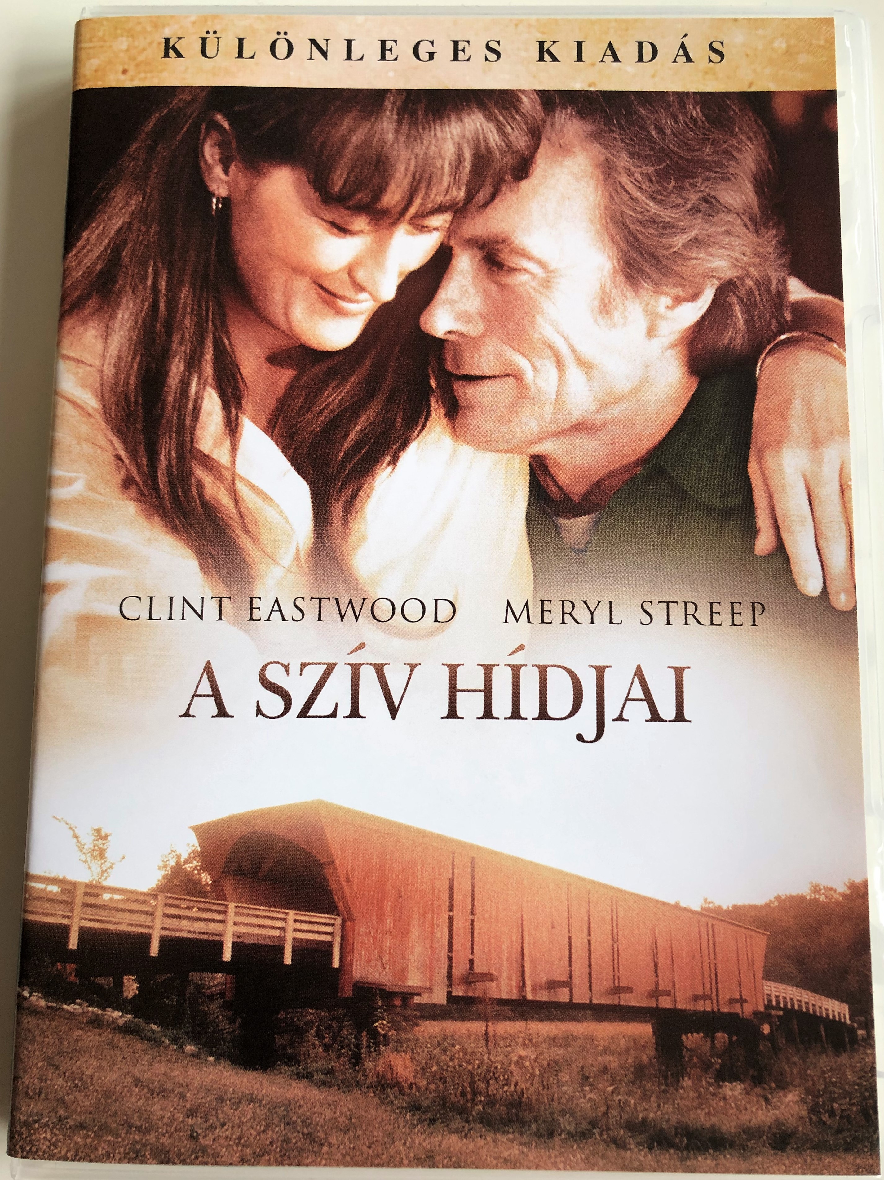 the-bridges-of-madison-county-dvd-1995-a-sz-v-h-djai-directed-by-clint-eastwood-starring-clint-eastwood-meryl-streep-special-edition-1-.jpg