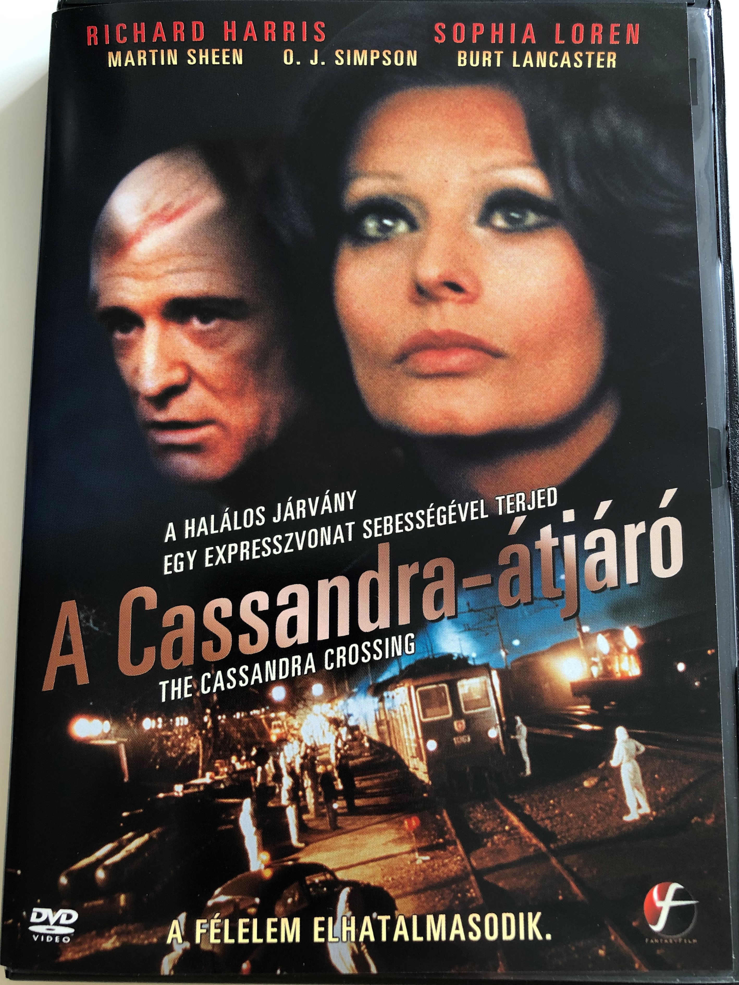 the-cassandra-crossing-dvd-1976-a-cassandra-tj-r-directed-by-george-pan-cosmatos-starring-sophia-loren-richard-harris-martin-sheen-o.j-simpson-lionel-stander-ann-turkel-burt-lancaster-ava-gardner-1-.jpg