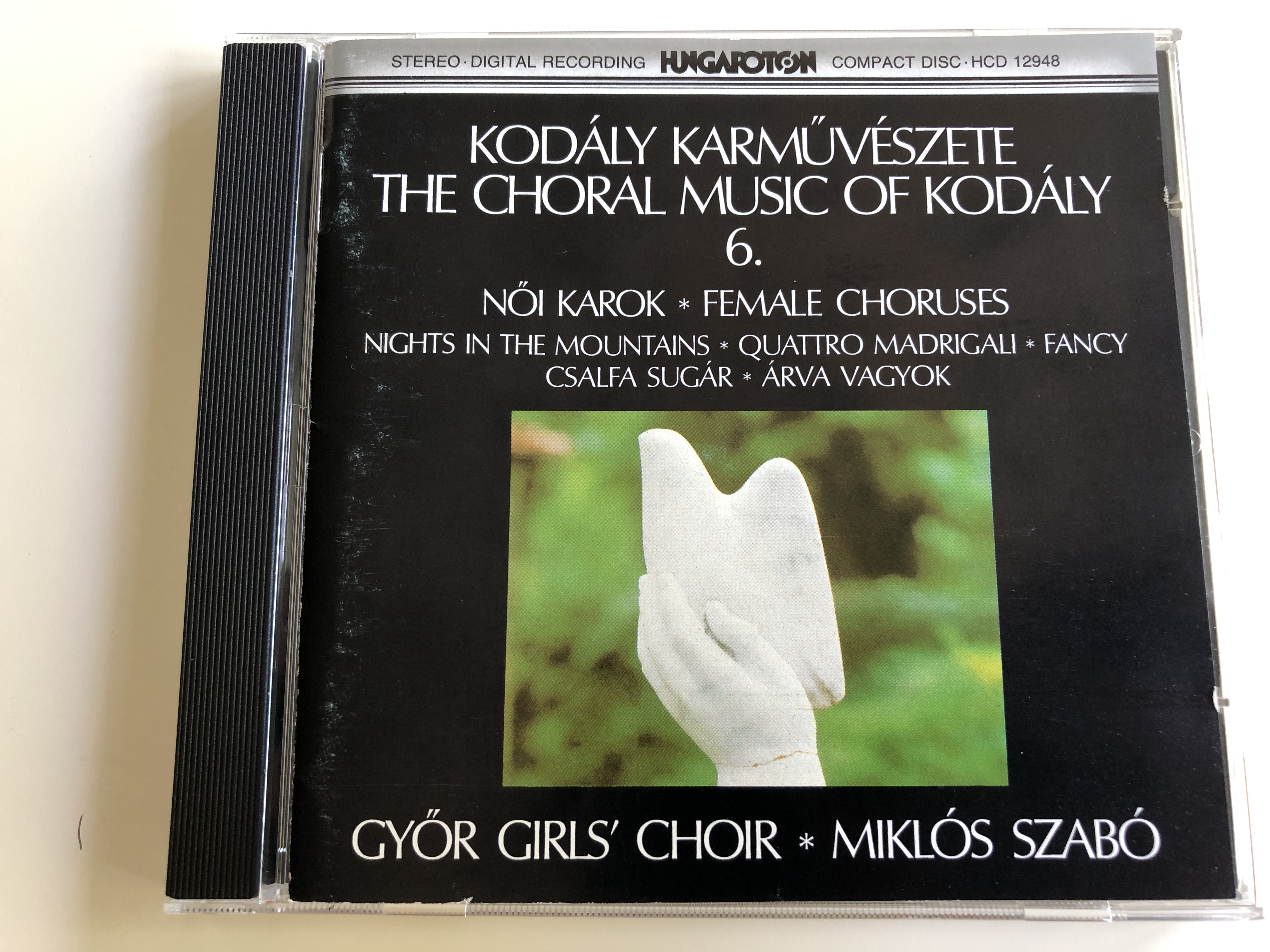 the-choral-music-of-kod-ly-6.-female-choruses-n-i-karok-nights-in-the-mountains-quattro-madrigali-fancy-csalfa-sug-r-rva-vagyok-gy-r-girl-s-choir-conducted-by-mikl-s-szab-hungaroton-audio-cd-1998-hcd-12948-1-.jpg