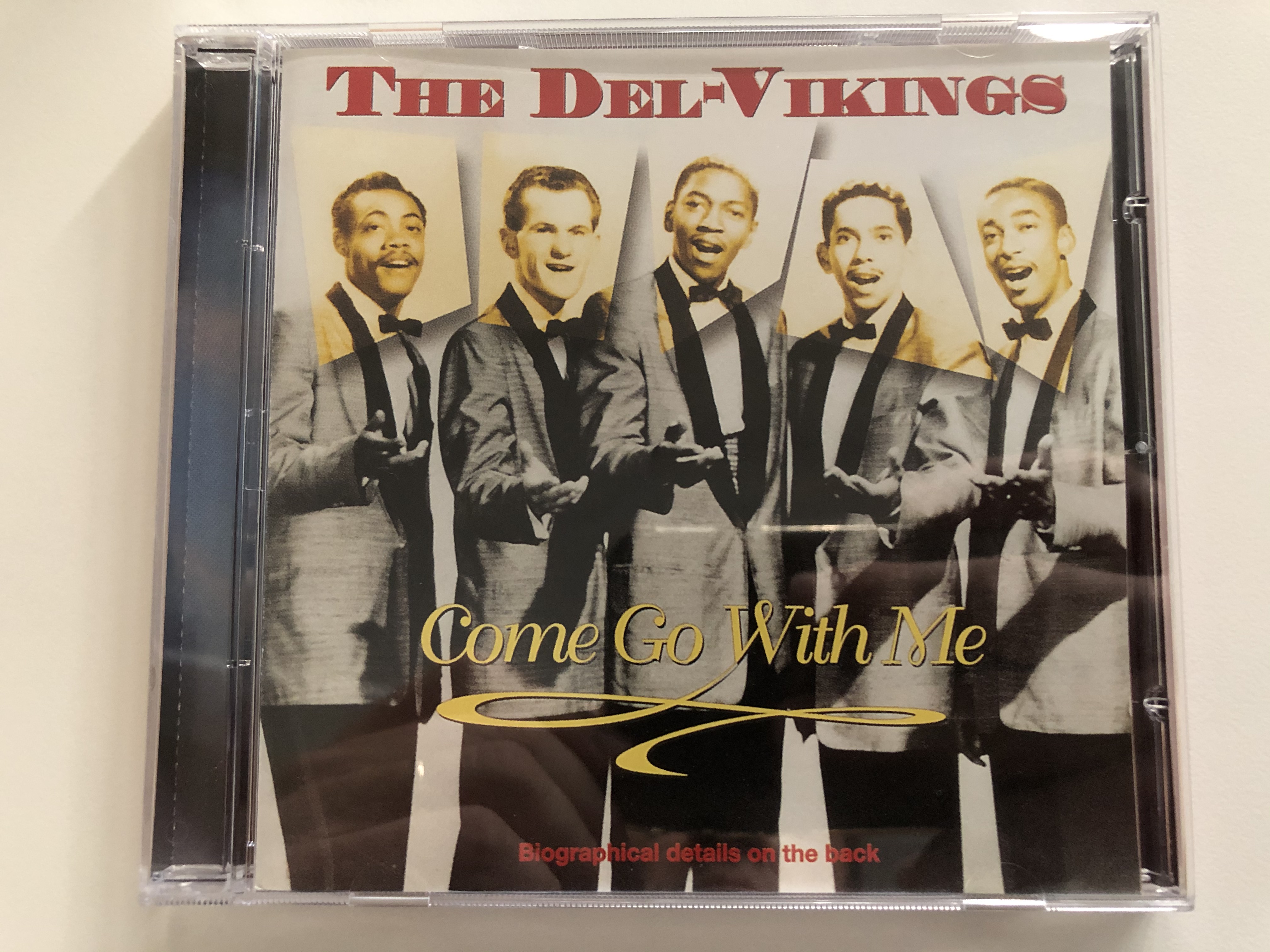 the-dell-vikings-come-go-with-me-biographical-details-on-the-back-elap-music-audio-cd-1996-16275-cd-1-.jpg