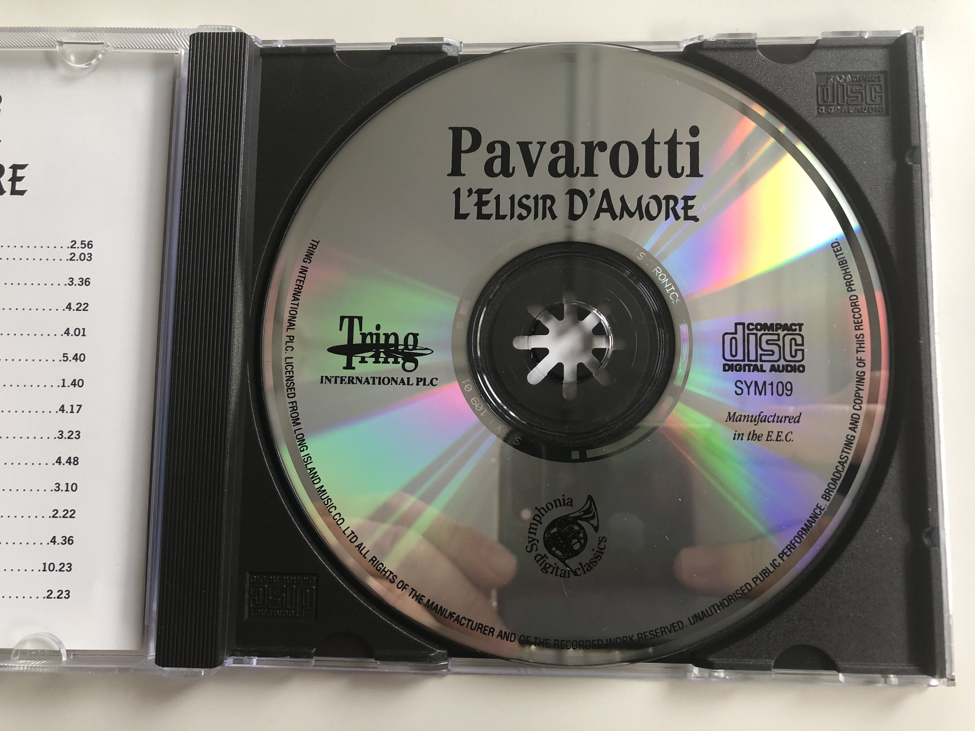 the-greatest-voice-in-opera-pavarotti-l-elisir-d-amore-highlights-orchestra-and-chorus-of-the-san-francisco-war-memorial-opera-house-conductor-guiseppe-patane-featuring-luciano-pavarotti-r-3-.jpg