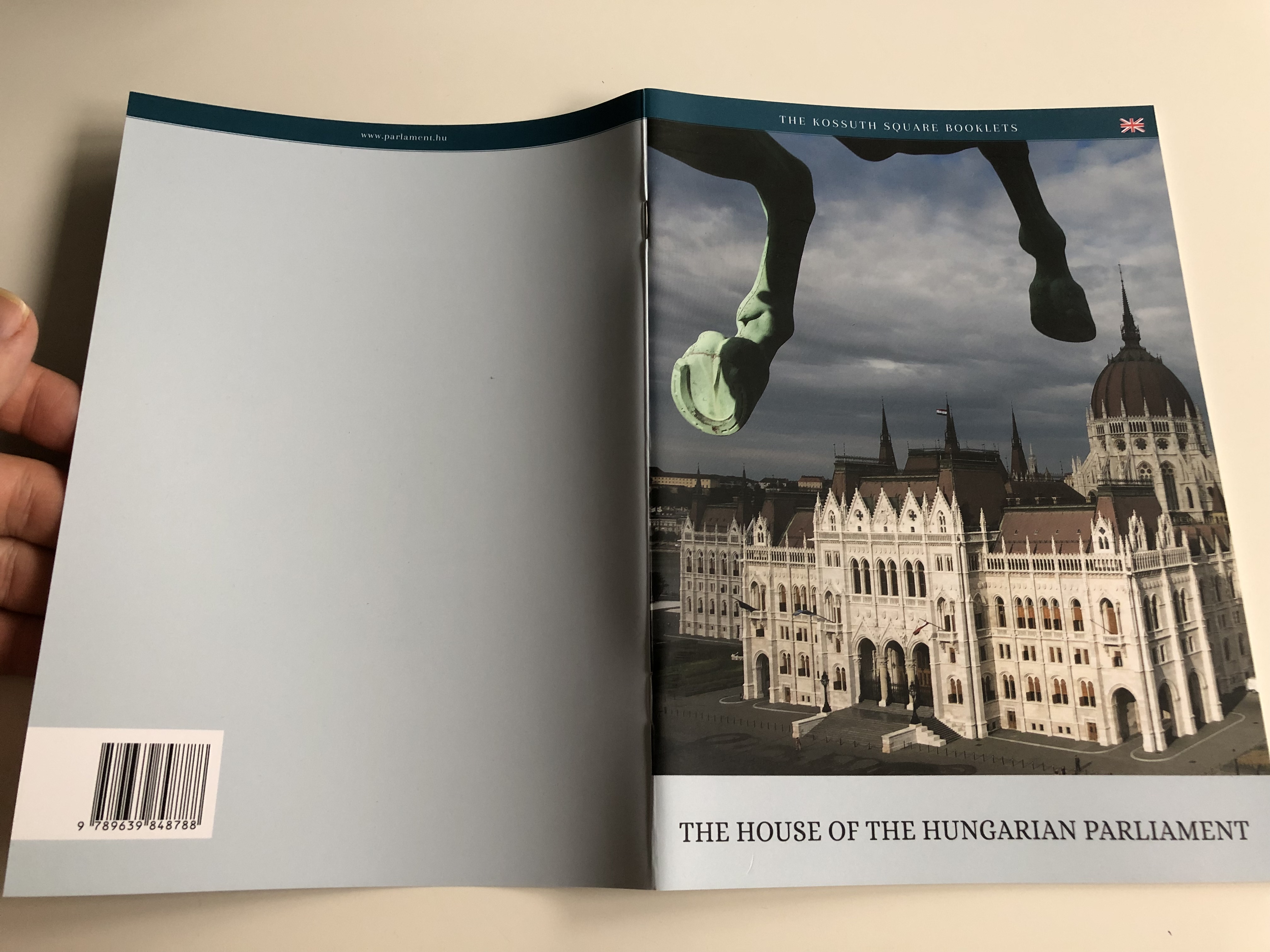 the-house-of-the-hungarian-parliament-by-andr-s-t-r-k-the-kossuth-square-booklets-the-office-of-the-national-assembly-2016-15-.jpg