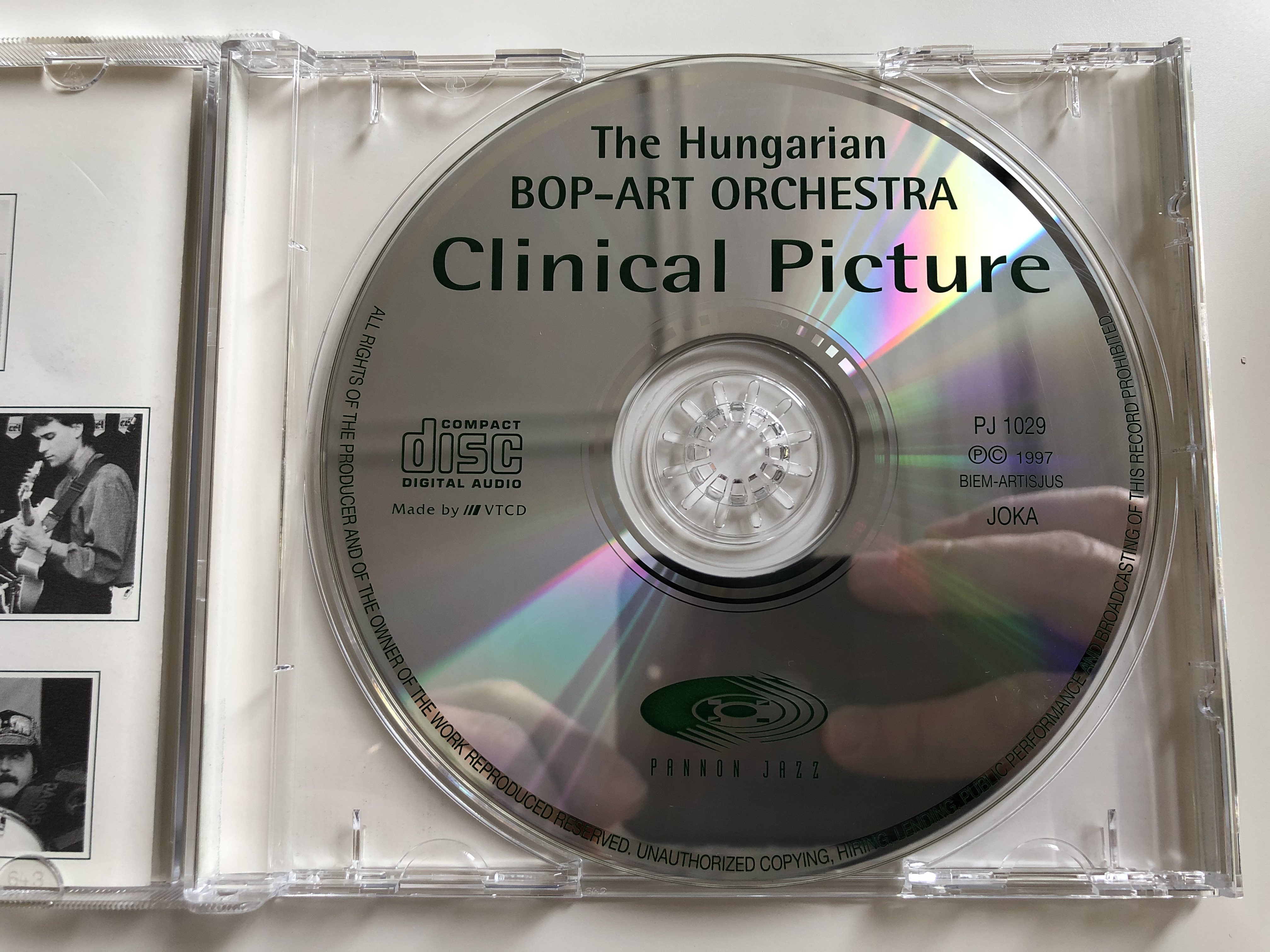 the-hungarian-bop-art-orchestra-featuring-krzysztof-scieranski-zbigniew-namyslowski-clinical-picture-electric-world-jazz-pannon-jazz-audio-cd-1997-pj-1029-5-.jpg