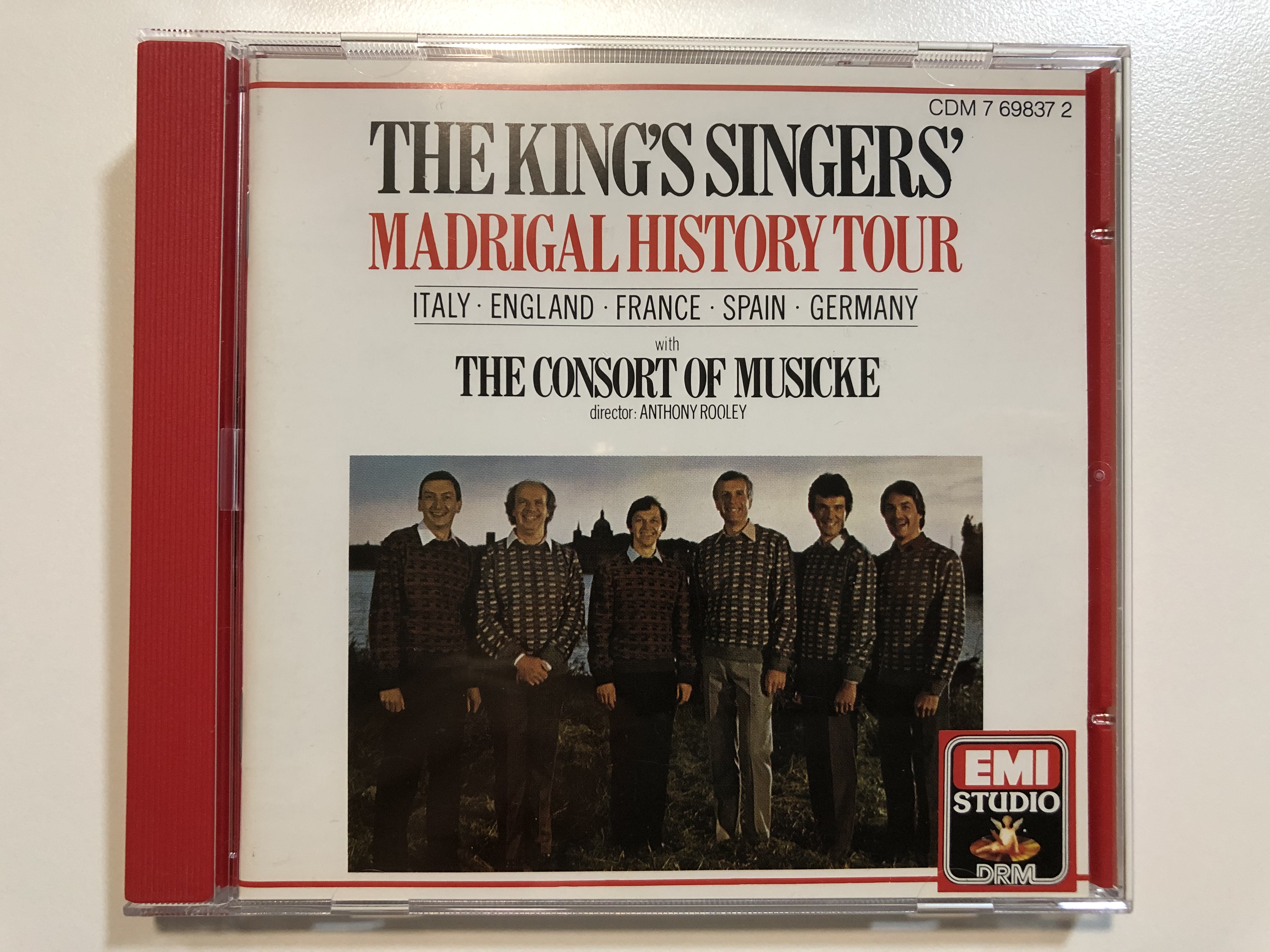 the-king-s-singers-madrigal-history-tour-italy-england-france-spain-germany-with-the-consort-of-musicke-director-anthony-rooley-emi-studio-drm-audio-cd-1989-stereo-cdm-7-69837-2-1-.jpg