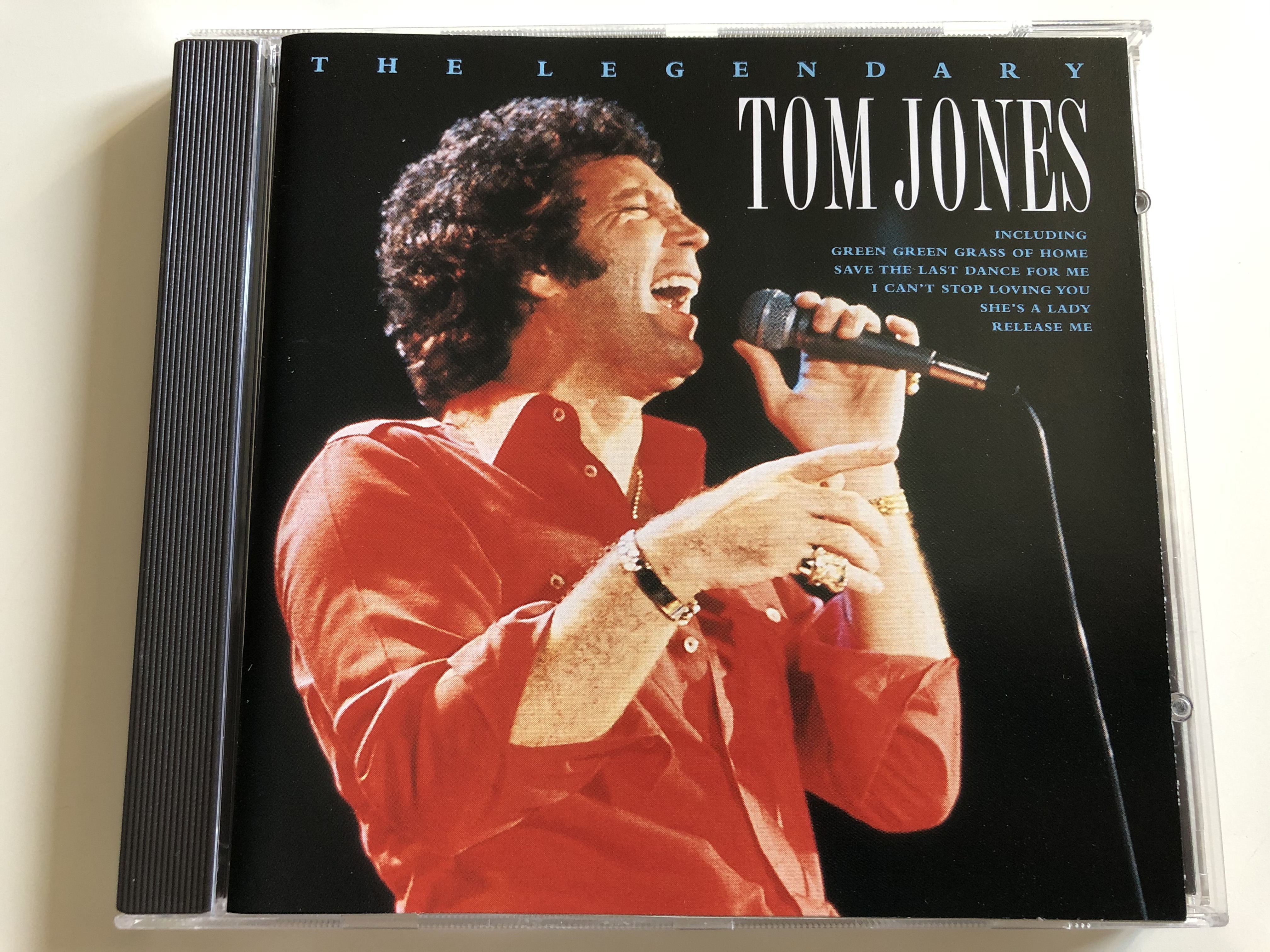 the-legendary-tom-jones-including-green-green-grass-of-home-save-the-last-dance-for-me-i-can-t-stop-loving-you-she-s-a-lady-release-me-pegasus-audio-cd-1999-peg-cd-190-1-.jpg