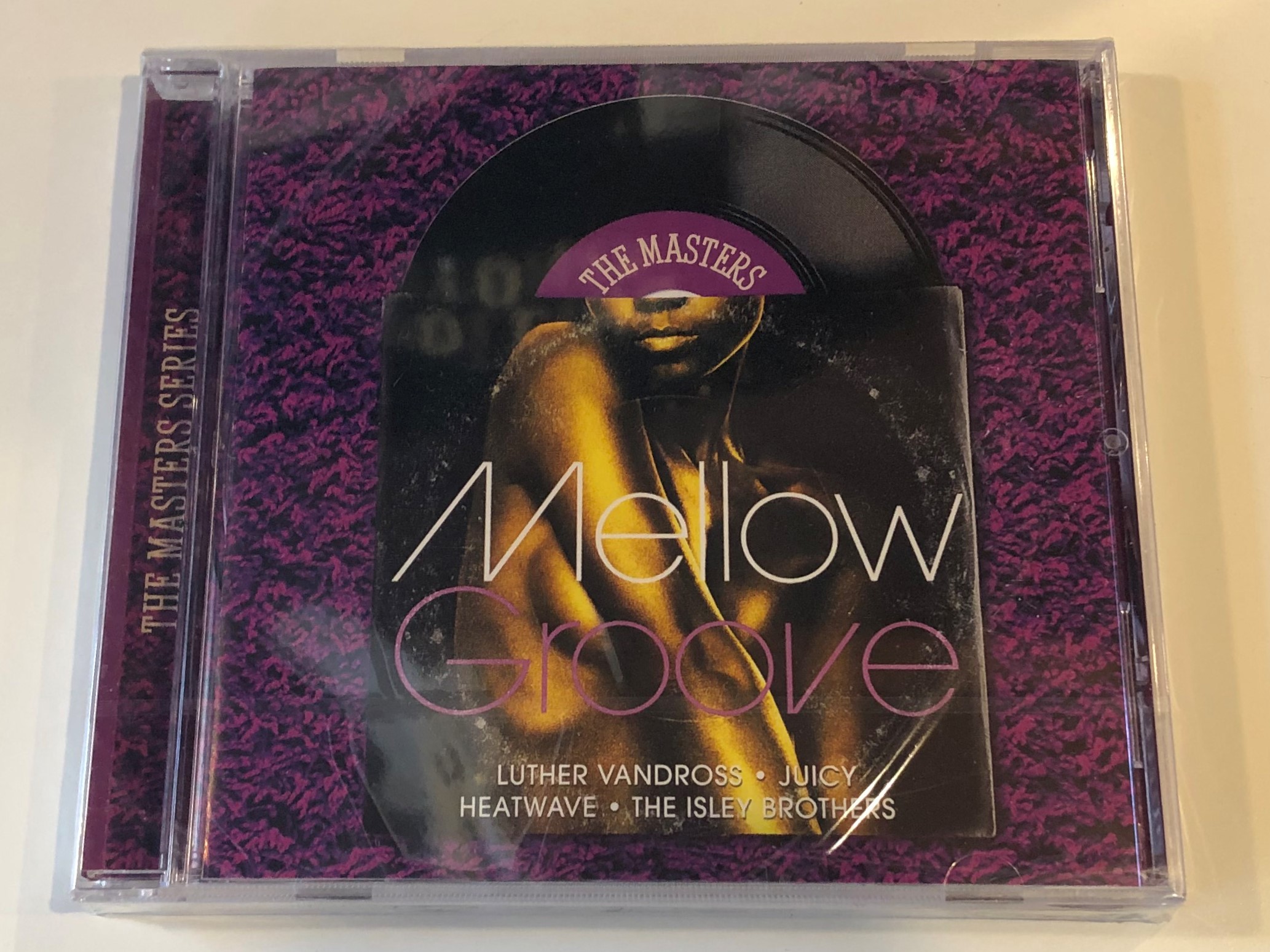 the-masters-mellow-groove-luther-vandross-juicy-heatwave-the-isley-brothers-the-masters-series-sony-music-audio-cd-2009-88697508812-1-.jpg