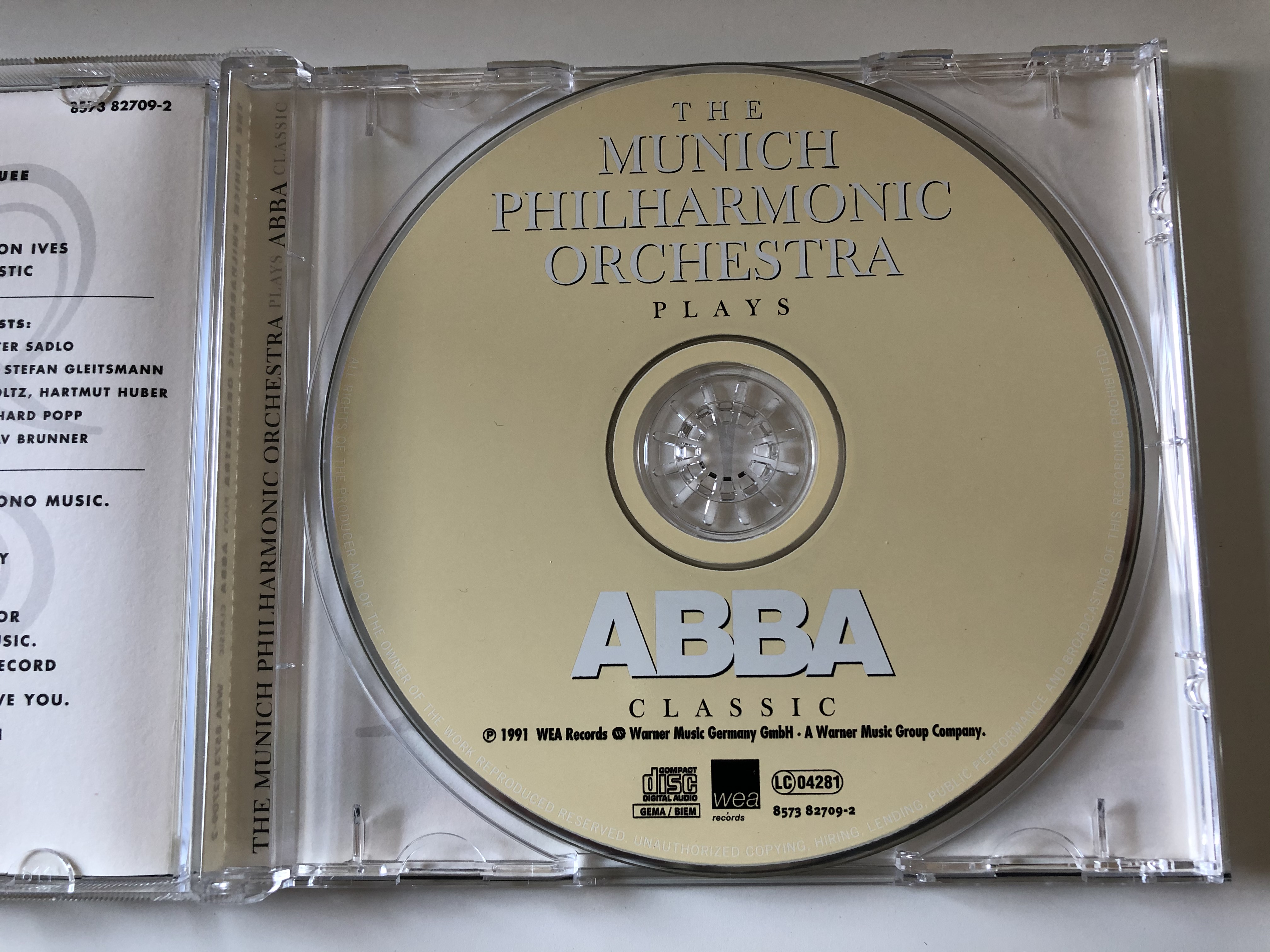 the-munich-philharmonic-orchestra-plays-abba-classic-the-winner-takes-it-all-dancing-queen-one-of-us-fernando-chiquitita-waterloo-thank-you-for-the-music-and-many-more-wea-audio-c-4-.jpg