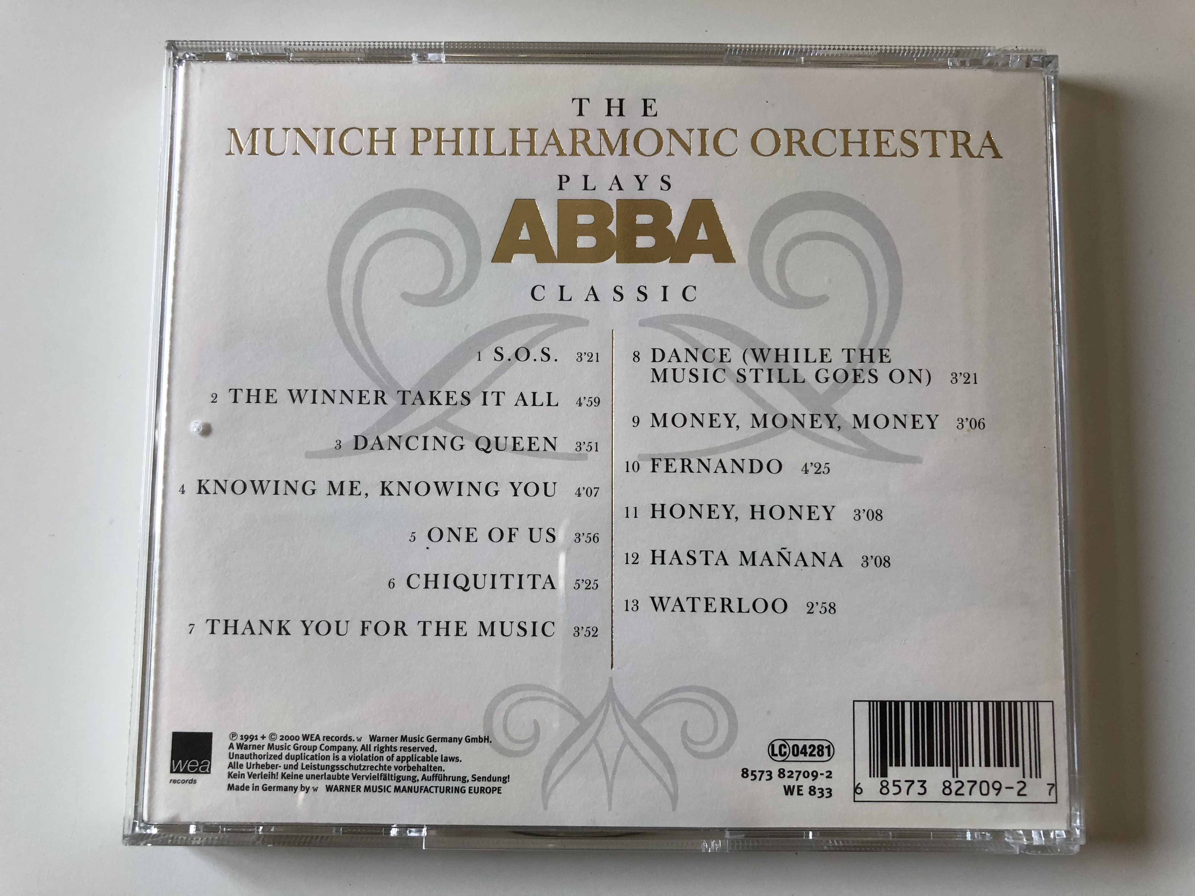 the-munich-philharmonic-orchestra-plays-abba-classic-the-winner-takes-it-all-dancing-queen-one-of-us-fernando-chiquitita-waterloo-thank-you-for-the-music-and-many-more-wea-audio-c-5-.jpg