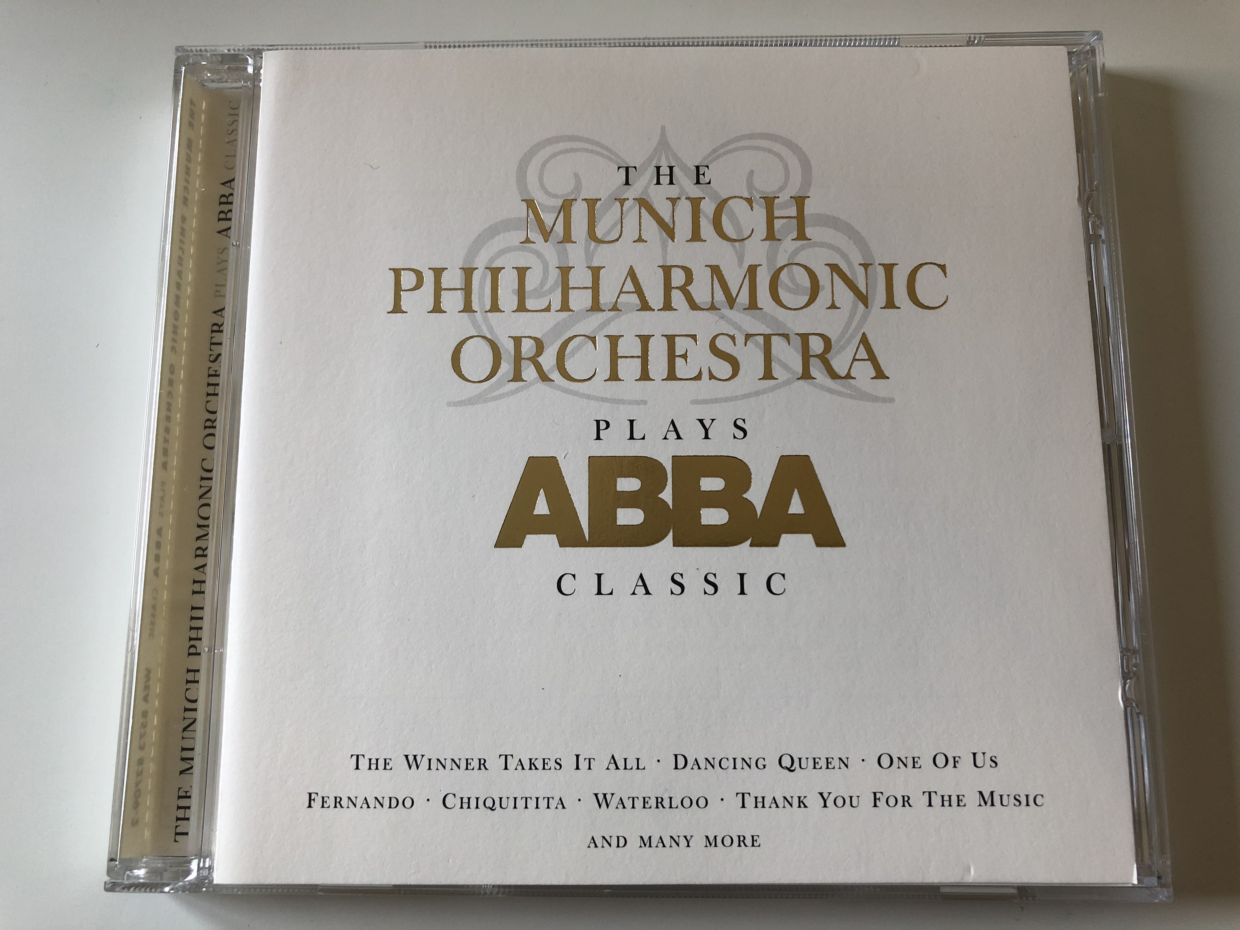the-munich-philharmonic-orchestra-plays-abba-classic-the-winner-takes-it-all-dancing-queen-one-of-us-fernando-chiquitita-waterloo-thank-you-for-the-music-and-many-more-wea-audio-cd-1-.jpg