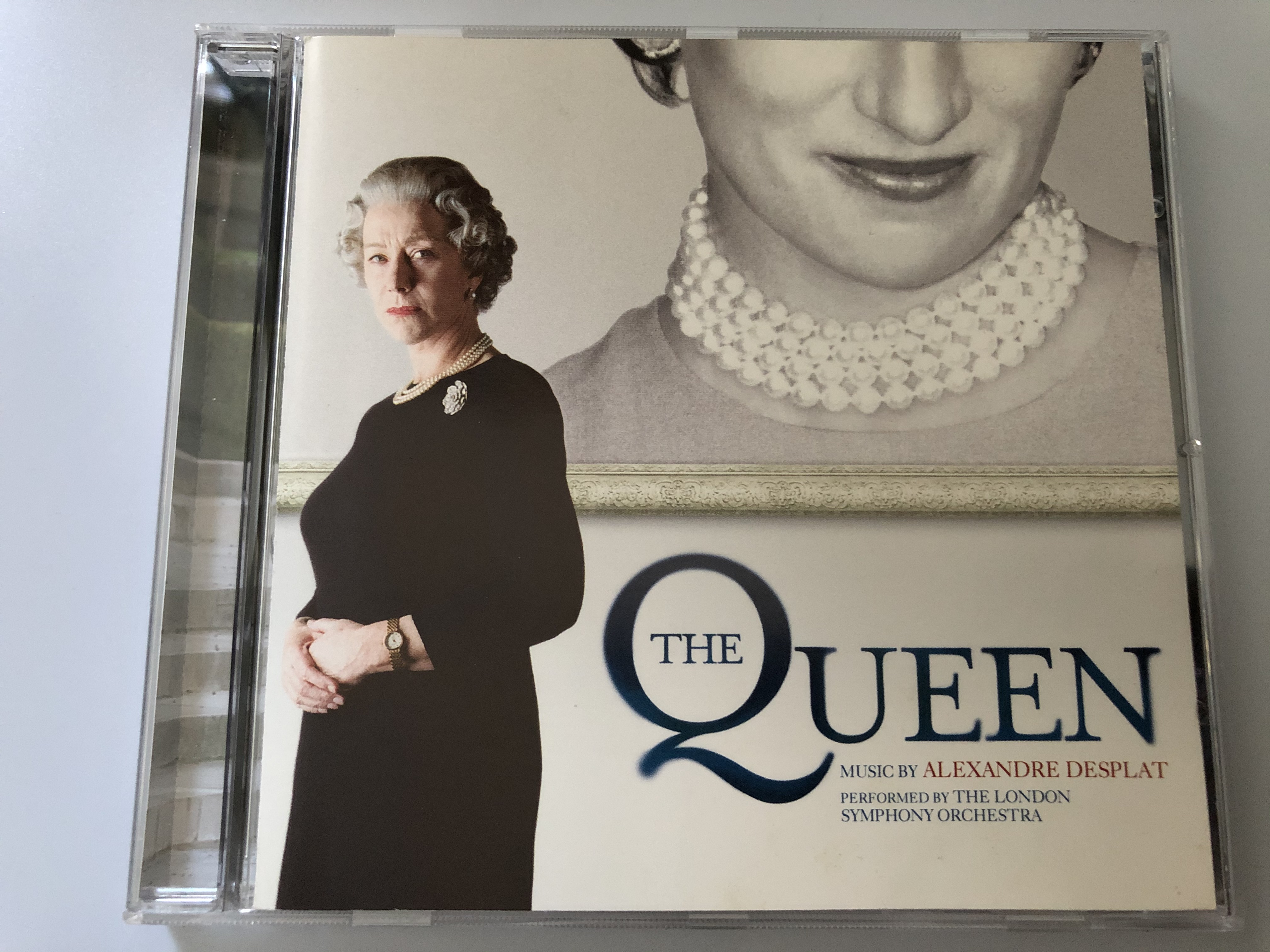 the-queen-music-by-alexandre-desplat-peformed-by-the-london-symphony-orchestra-milan-audio-cd-2006-399-050-2-1-.jpg