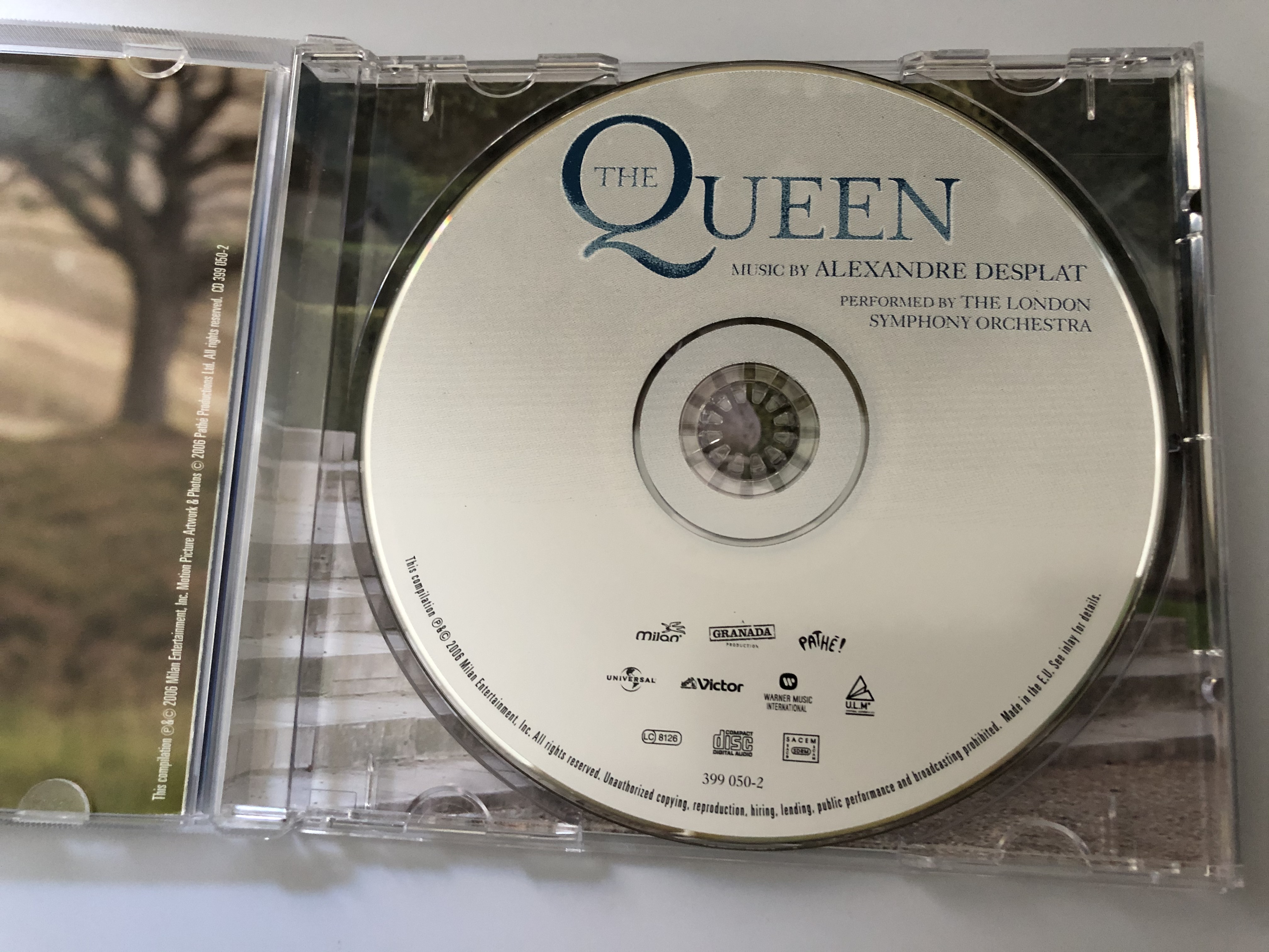 the-queen-music-by-alexandre-desplat-peformed-by-the-london-symphony-orchestra-milan-audio-cd-2006-399-050-2-4-.jpg