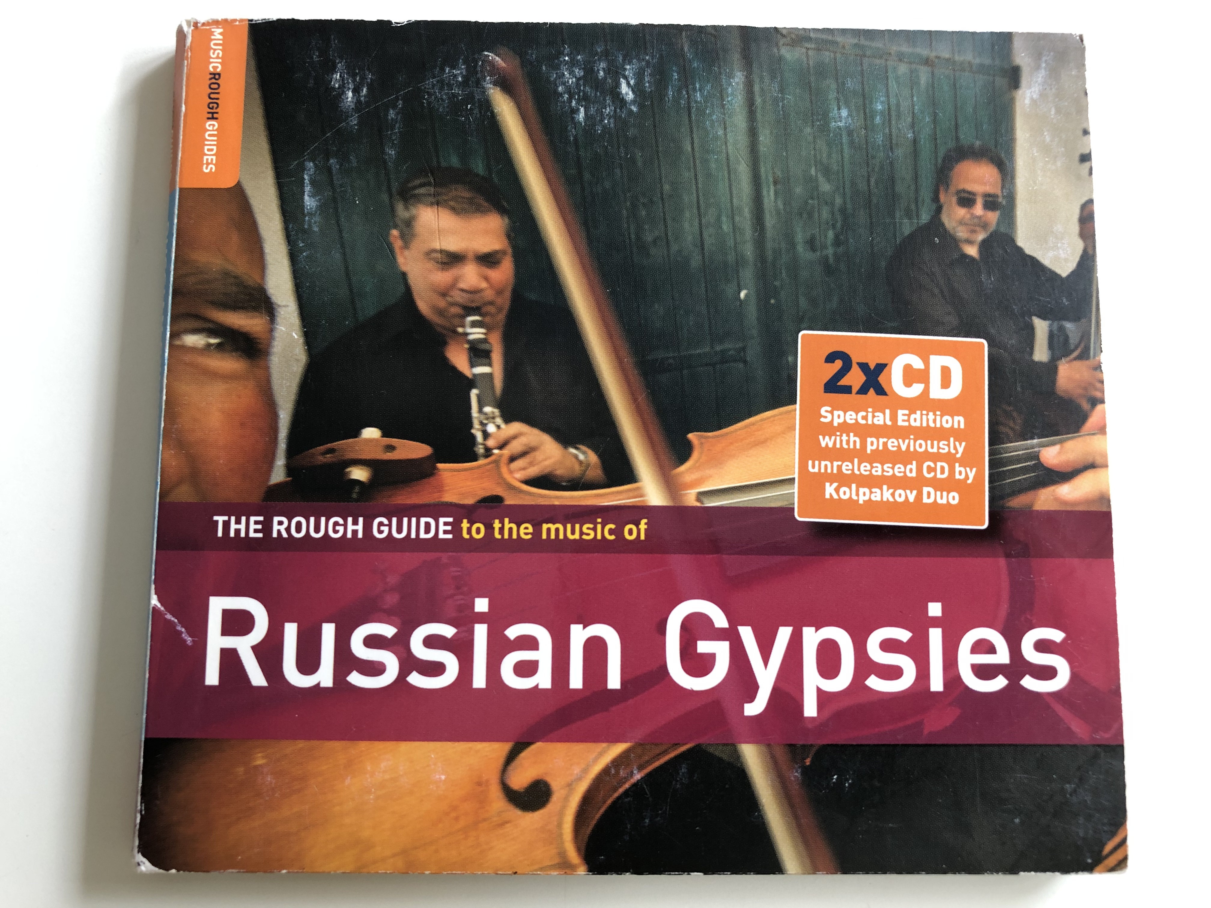 the-rough-guide-to-the-music-of-russian-gypsies-2x-audio-cd-special-edition-with-previously-unreleased-cd-by-kolpakov-duo-rgnet1214-cd-rough-guides-2010-1-.jpg