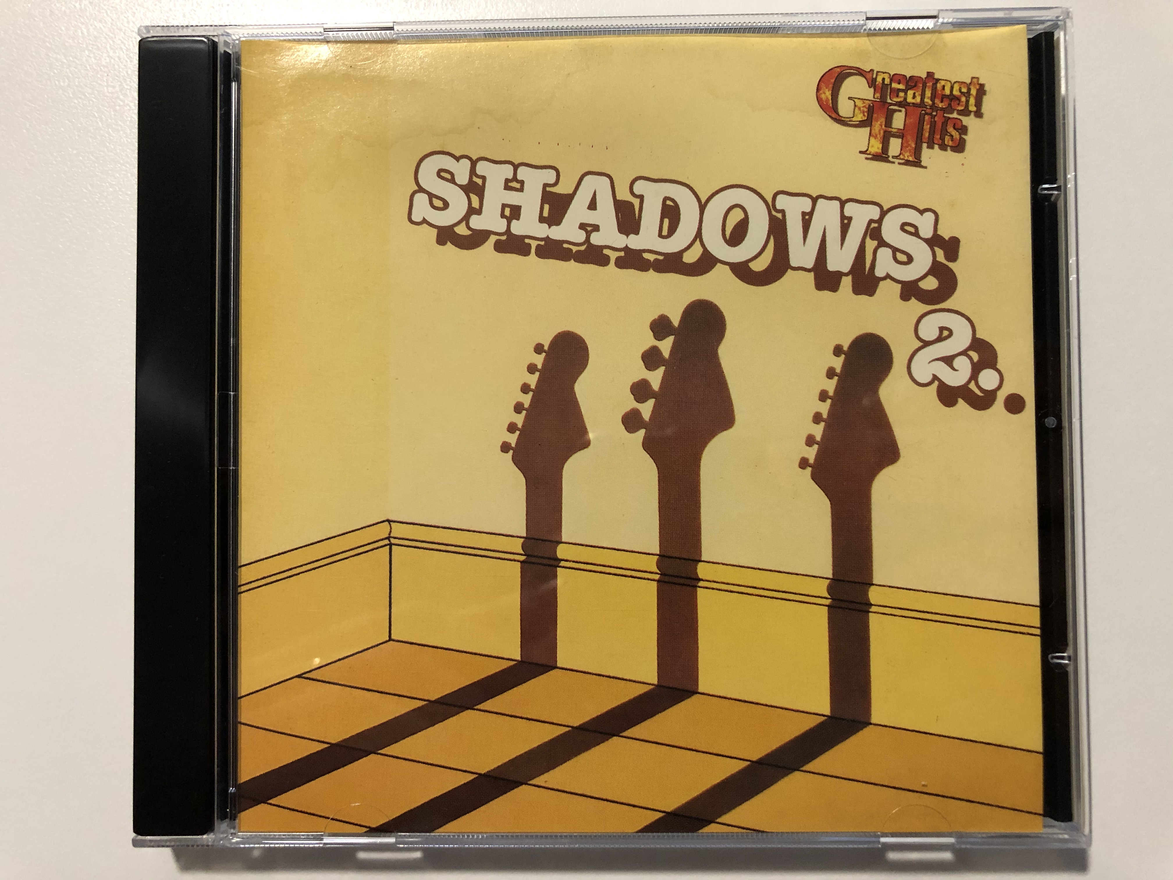 the-shadows-2.-greatest-hits-ring-audio-cd-rcd-1081-1-.jpg