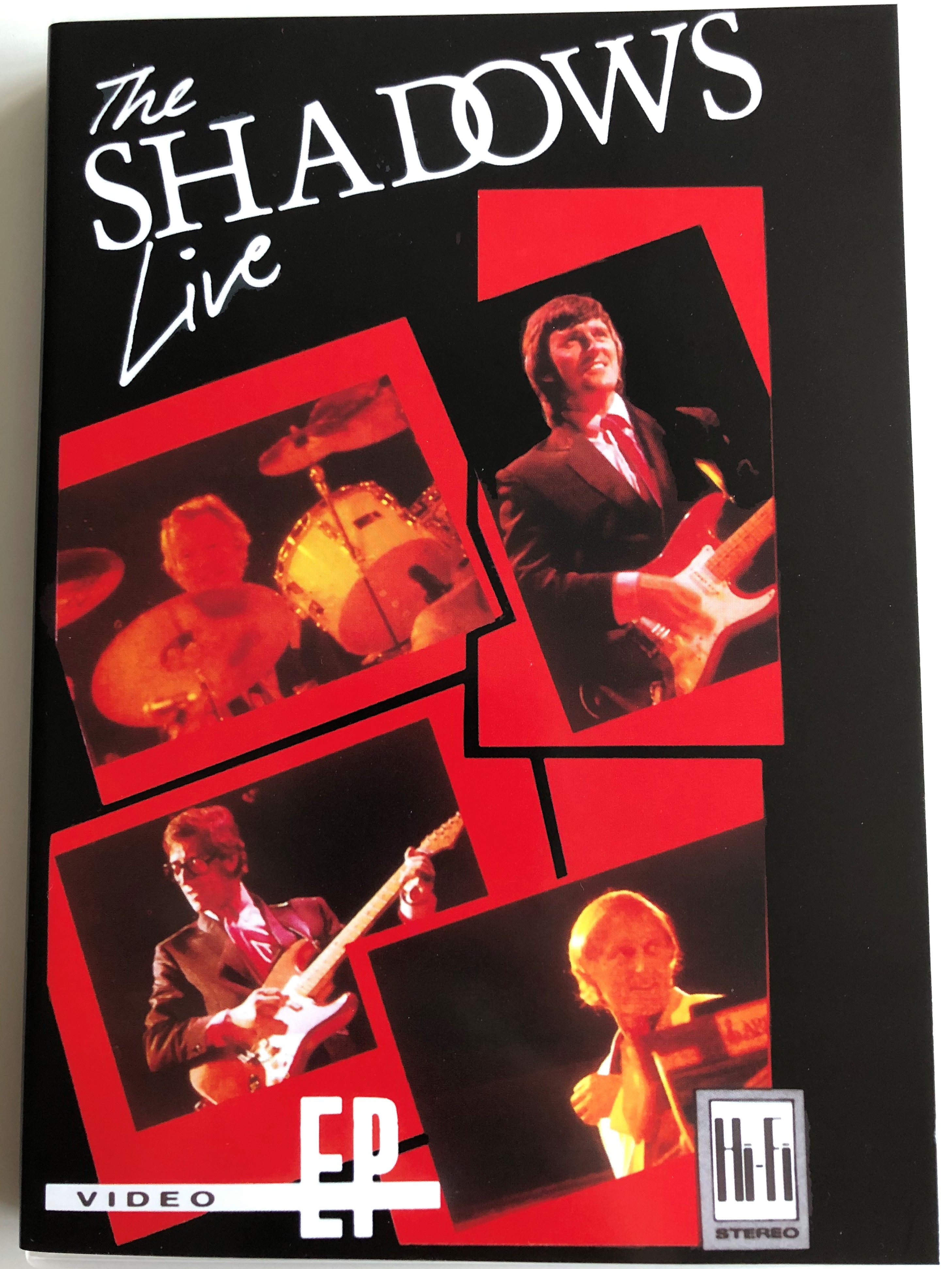 the-shadows-live-dvd-2000-recorded-at-national-exhibition-centre-birmingham-1.jpg