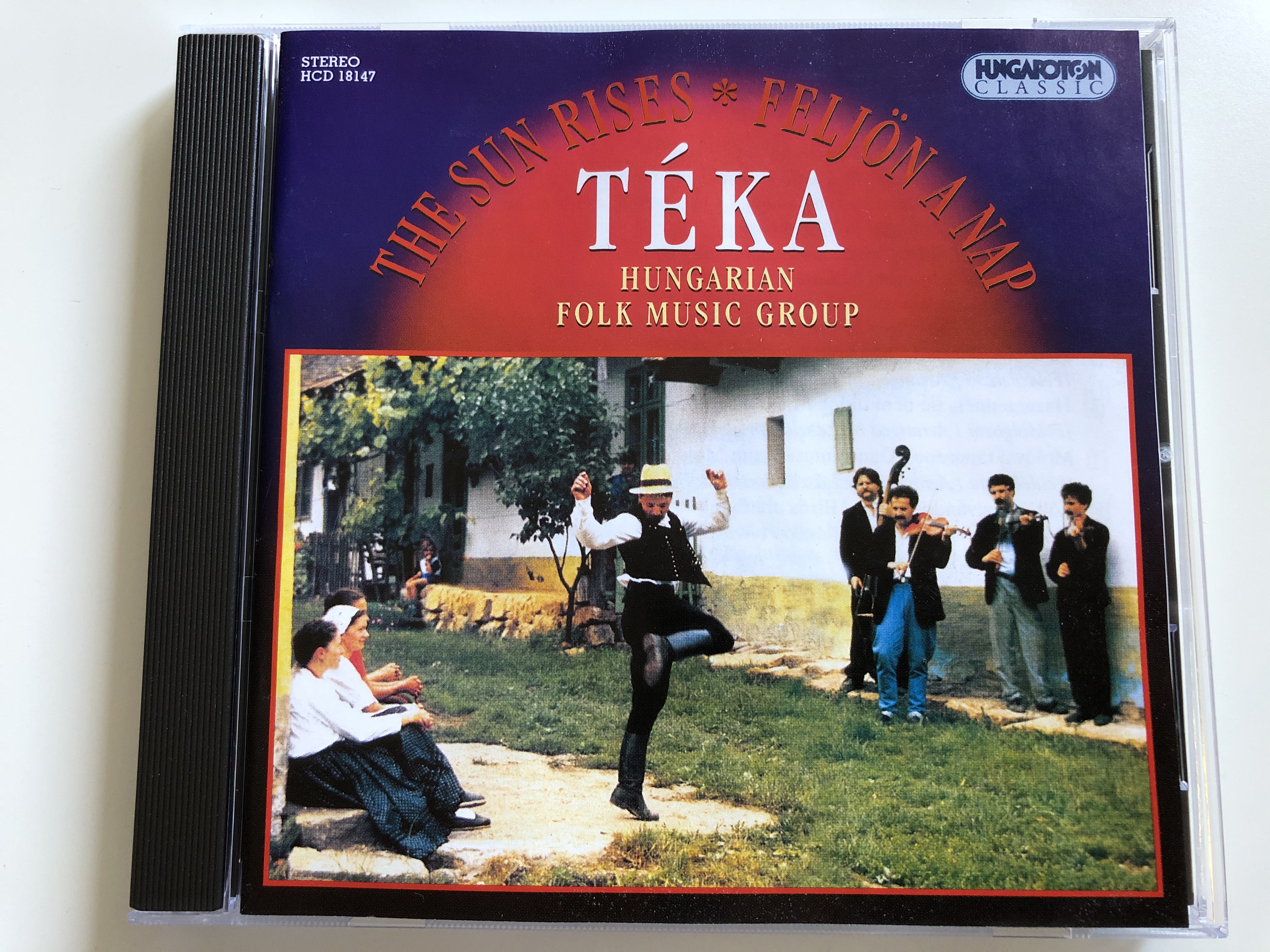 the-sun-rises-feljon-a-nap-teka-hungarian-folk-music-group-hungaroton-classic-audio-cd-1989-stereo-hcd-18147-1-.jpg