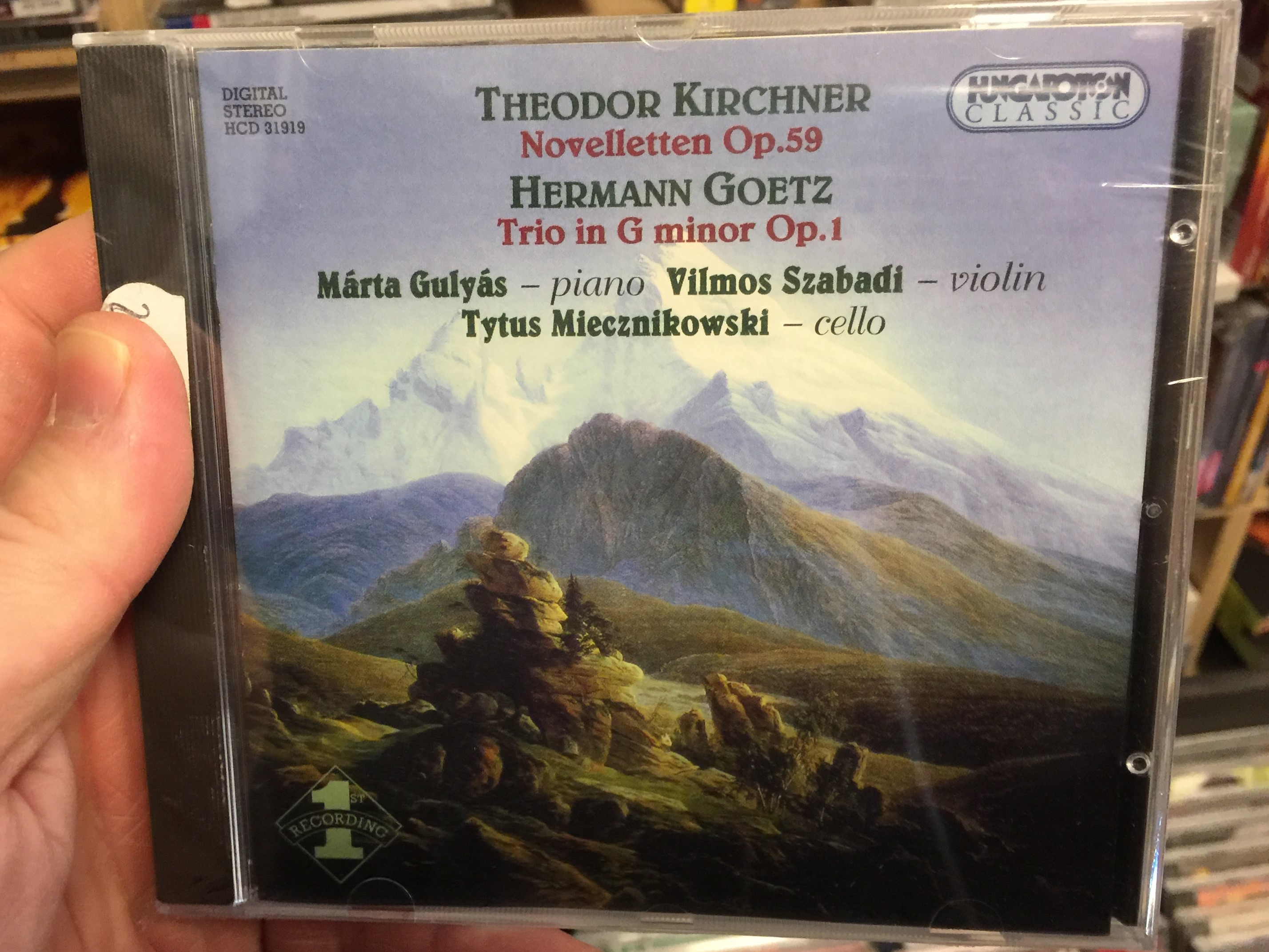 theodor-kirchner-novelletten-op.-59-hermann-goetz-trio-in-g-minor-op.-1-marta-gulyas-piano-vilmos-szabadi-violin-tytus-miecznikowski-cello-hungaroton-classic-audio-cd-2000-stereo-h-1-.jpg
