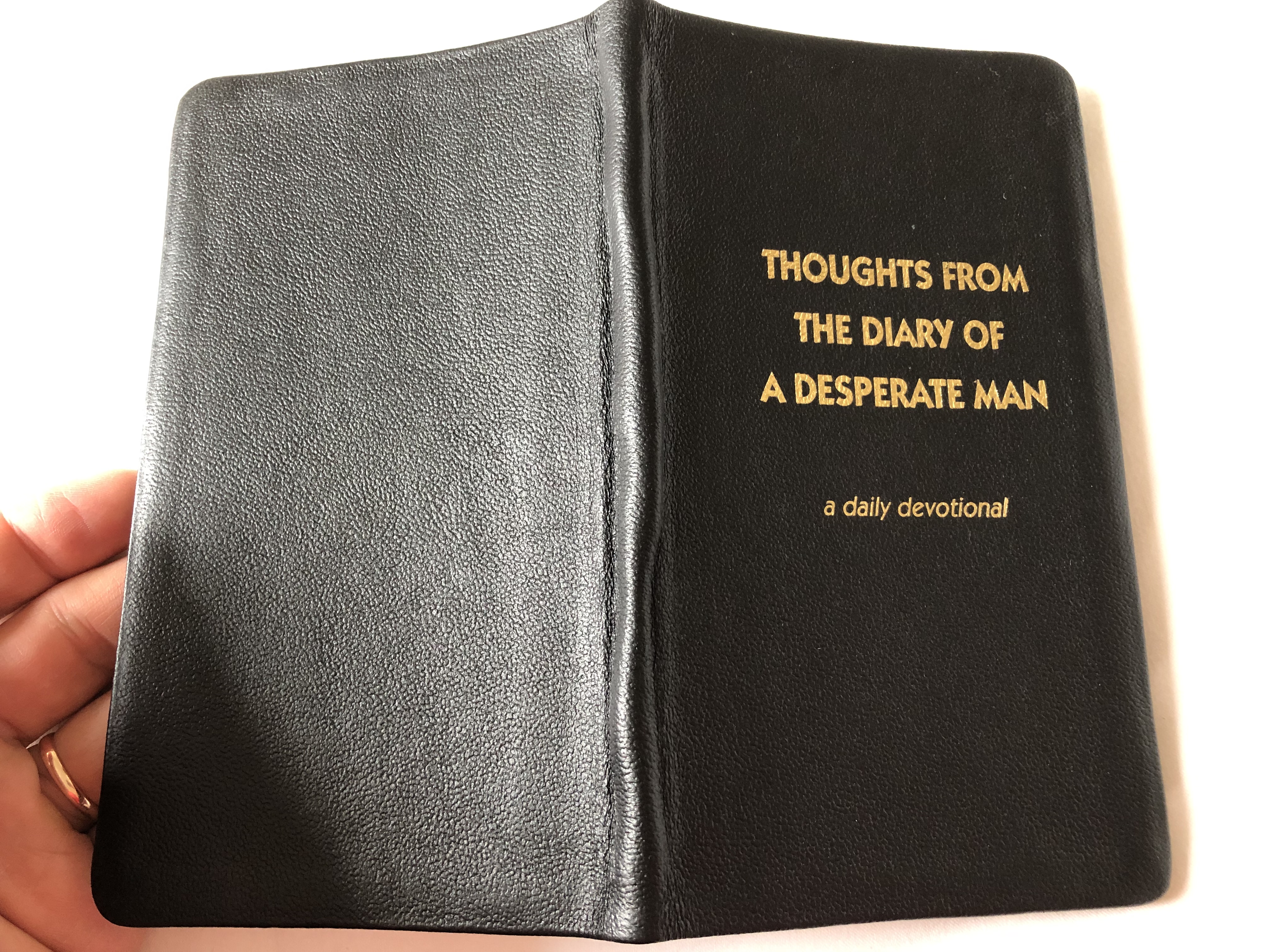thoughts-from-the-diary-of-a-desperate-man-a-daily-devotional-by-walter-a.-henrichsen-11th-edition-leadership-foundation-golden-edges-leatherbound-black-2010-11-.jpg