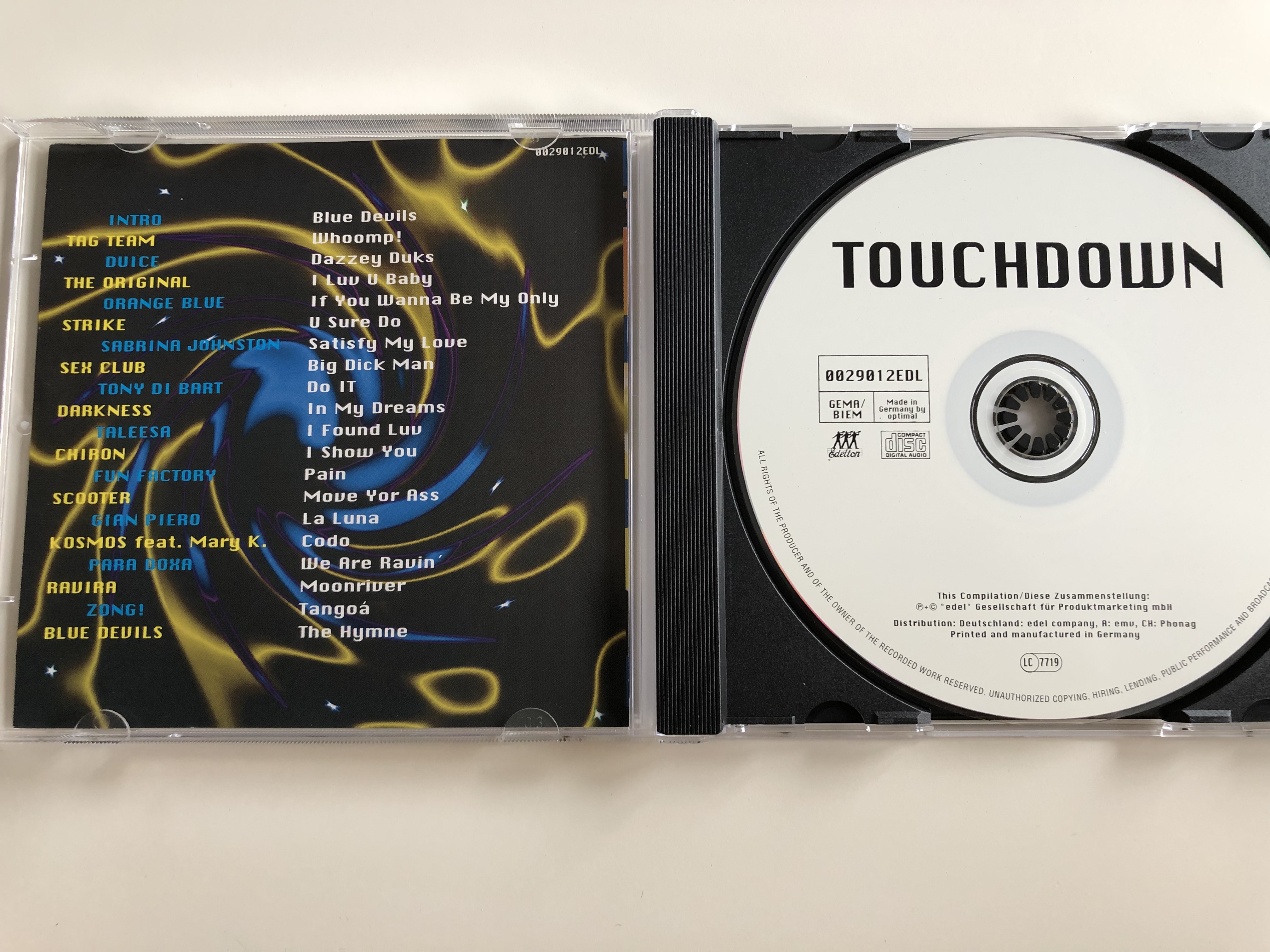touchdown-fun-factory-scooter-tag-team-darkness-tony-di-bart-orangle-blue-para-doxa-only-available-on-this-compilation-blue-devils-hymne-audio-cd-1995-3-.jpg