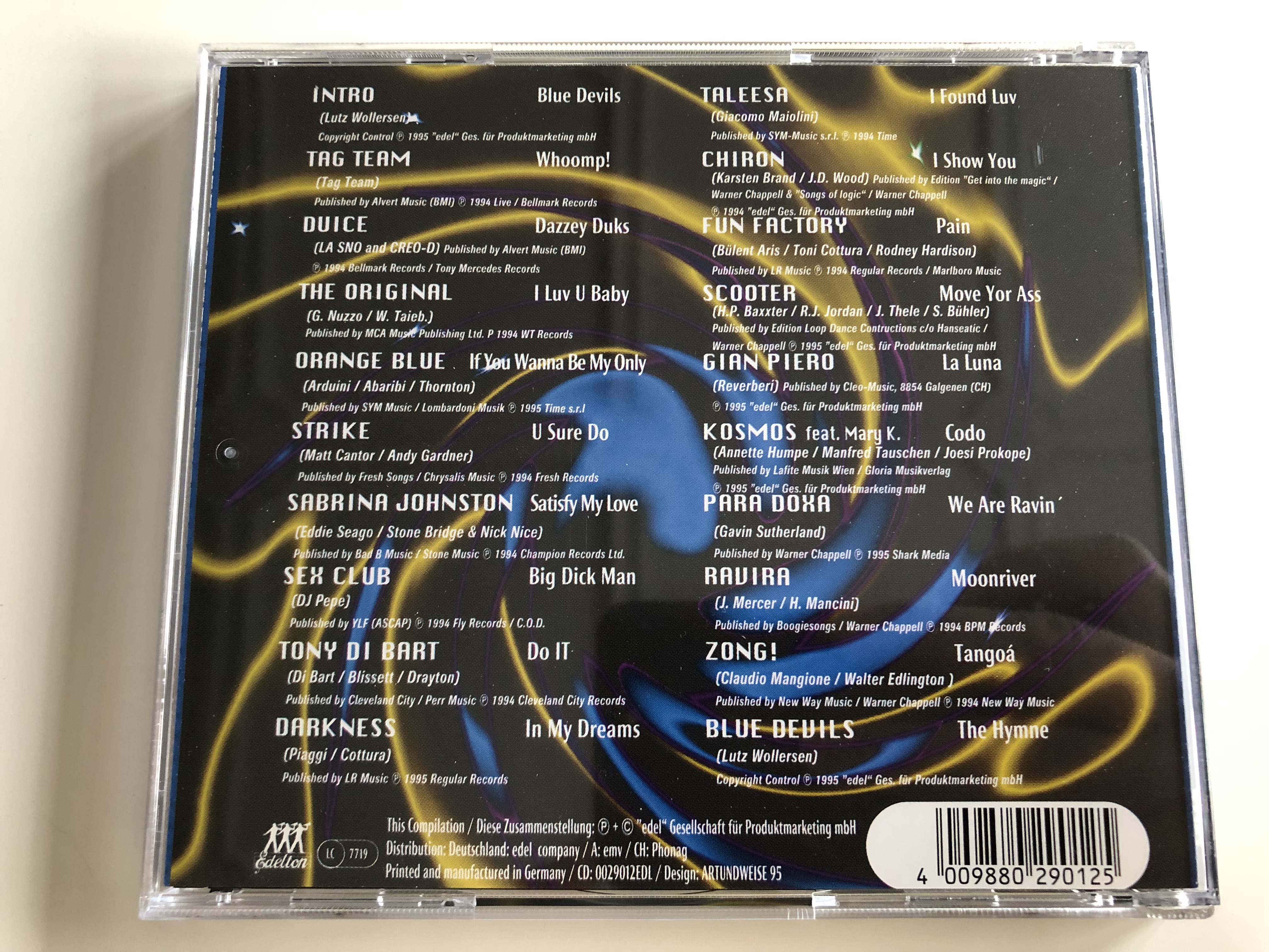 touchdown-fun-factory-scooter-tag-team-darkness-tony-di-bart-orangle-blue-para-doxa-only-available-on-this-compilation-blue-devils-hymne-audio-cd-1995-4-.jpg