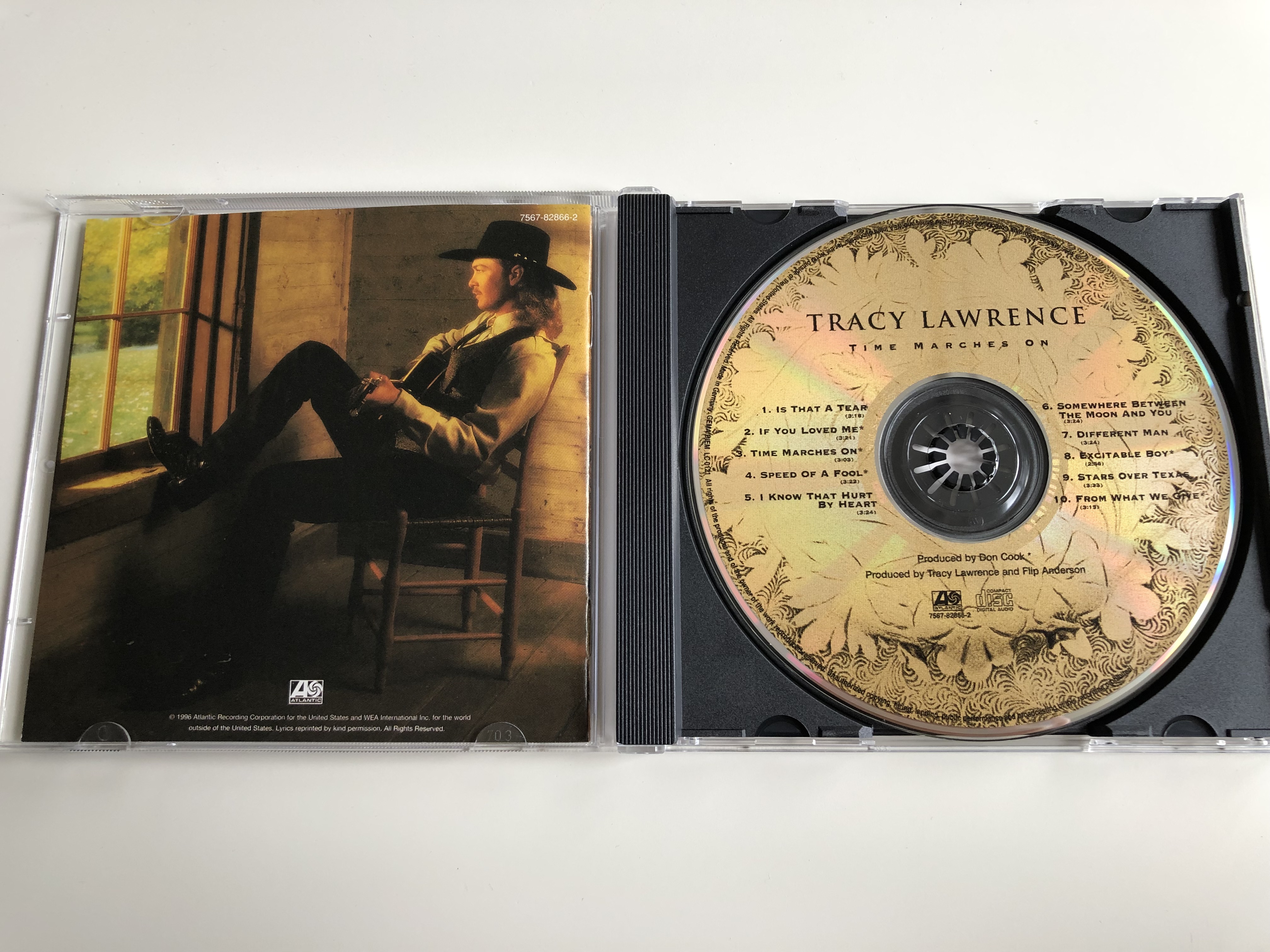 tracy-lawrence-time-marches-ontracy-lawrence-time-meaches-onimg-1710.jpg