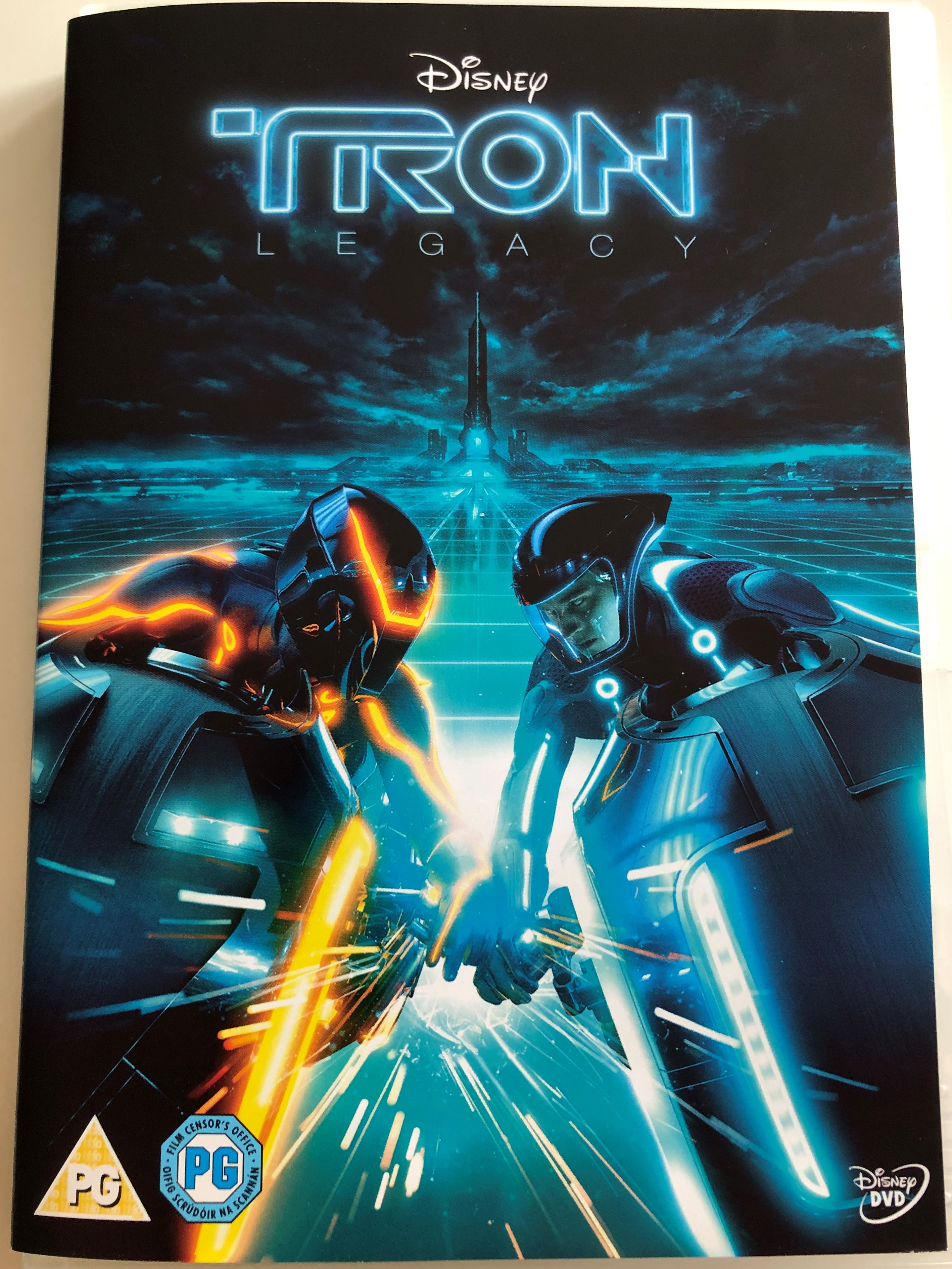 tron-legacy-dvd-2010-directed-by-joseph-kosinski-1.jpg